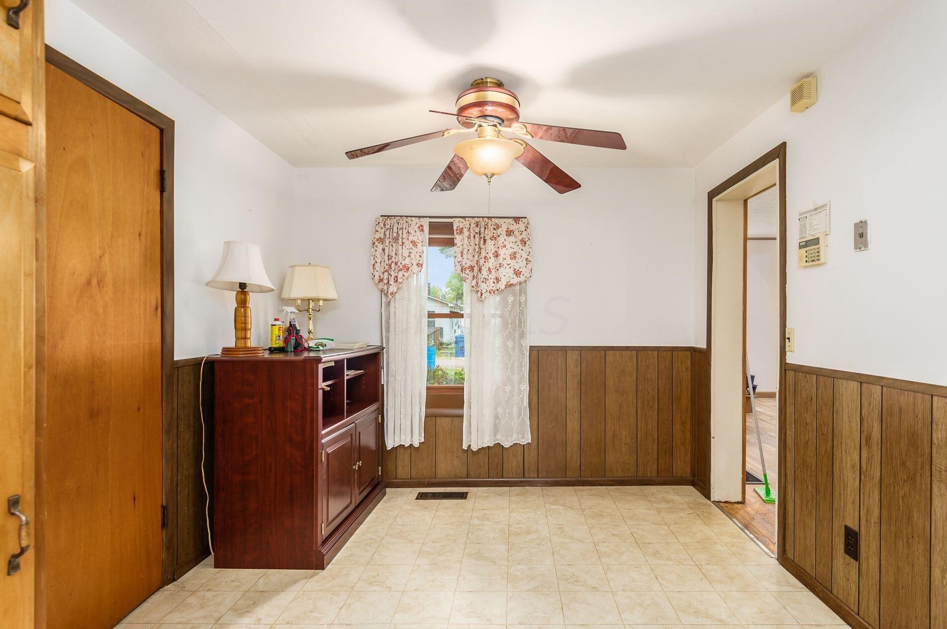 1957 Lisle Ave, Columbus OH 43207-4441 exterior