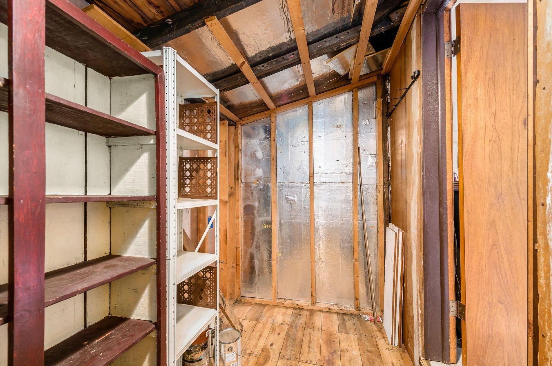 1957 Lisle Ave, Columbus OH 43207-4441 exterior