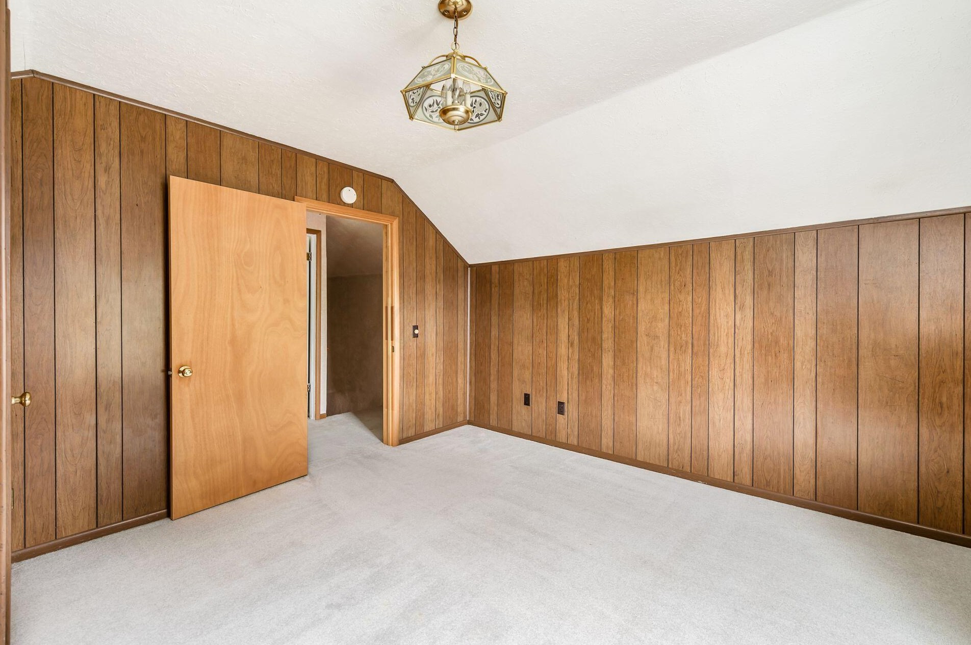 1957 Lisle Ave, Columbus OH 43207-4441 exterior