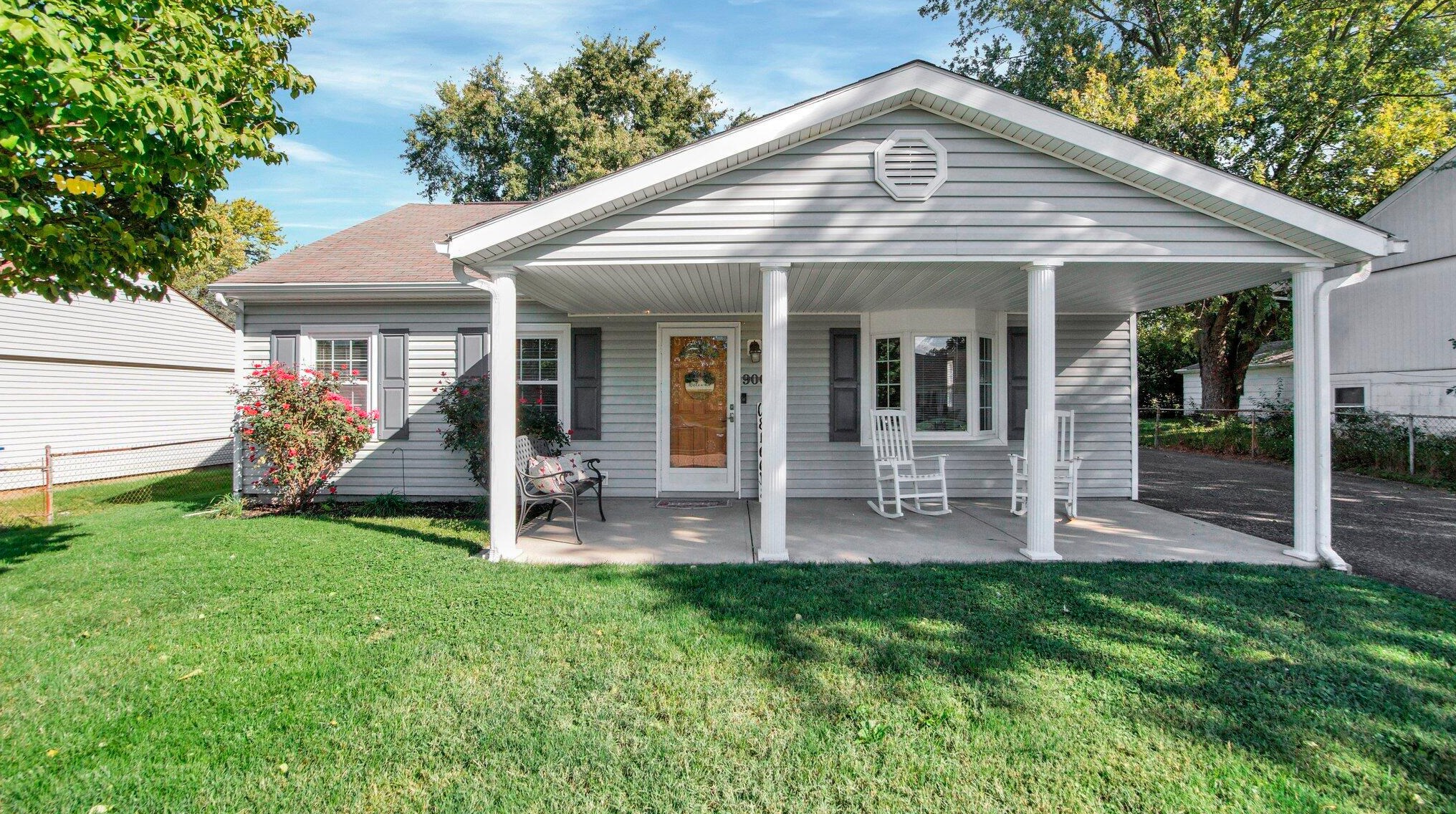 906 Cherrydale Ave, Columbus, OH 43207-5036