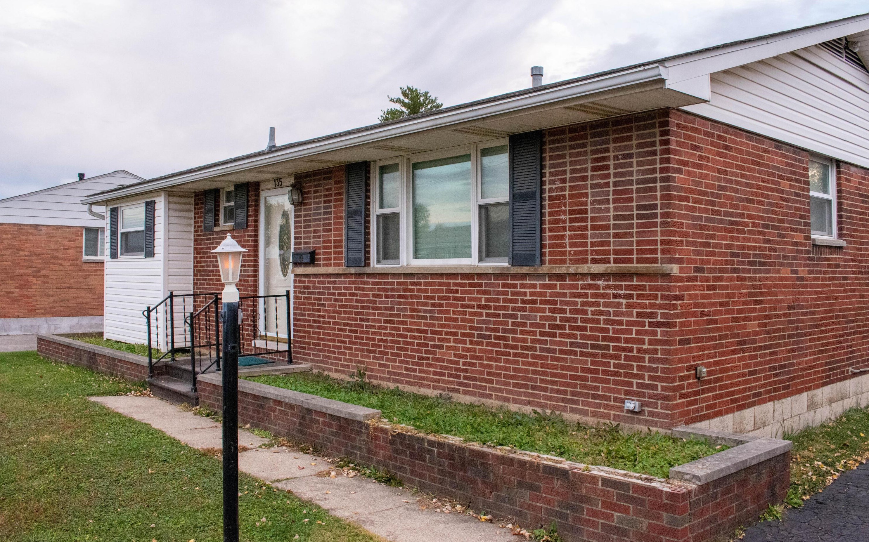 135 Amsterdam Ave, Columbus, OH 43207-3709