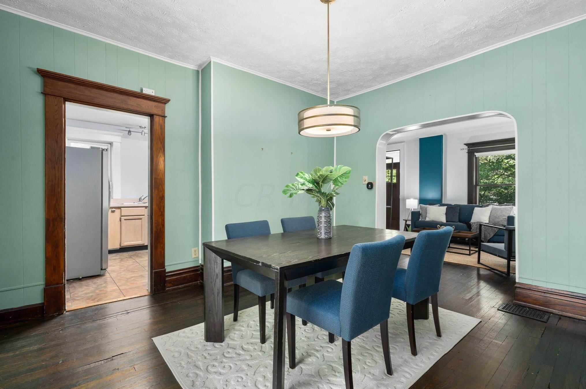 627 Wilson Ave, Columbus OH 43205-2825 exterior