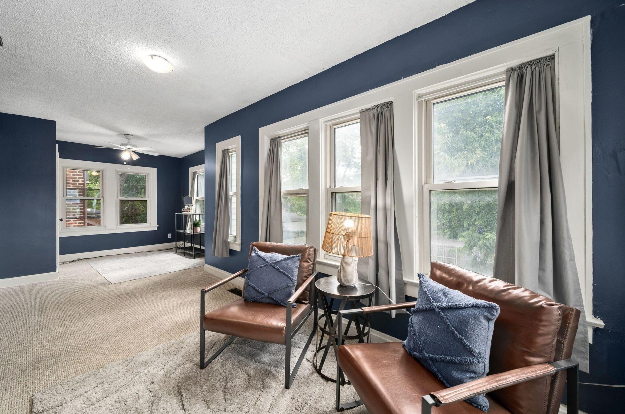 627 Wilson Ave, Columbus OH 43205-2825 exterior