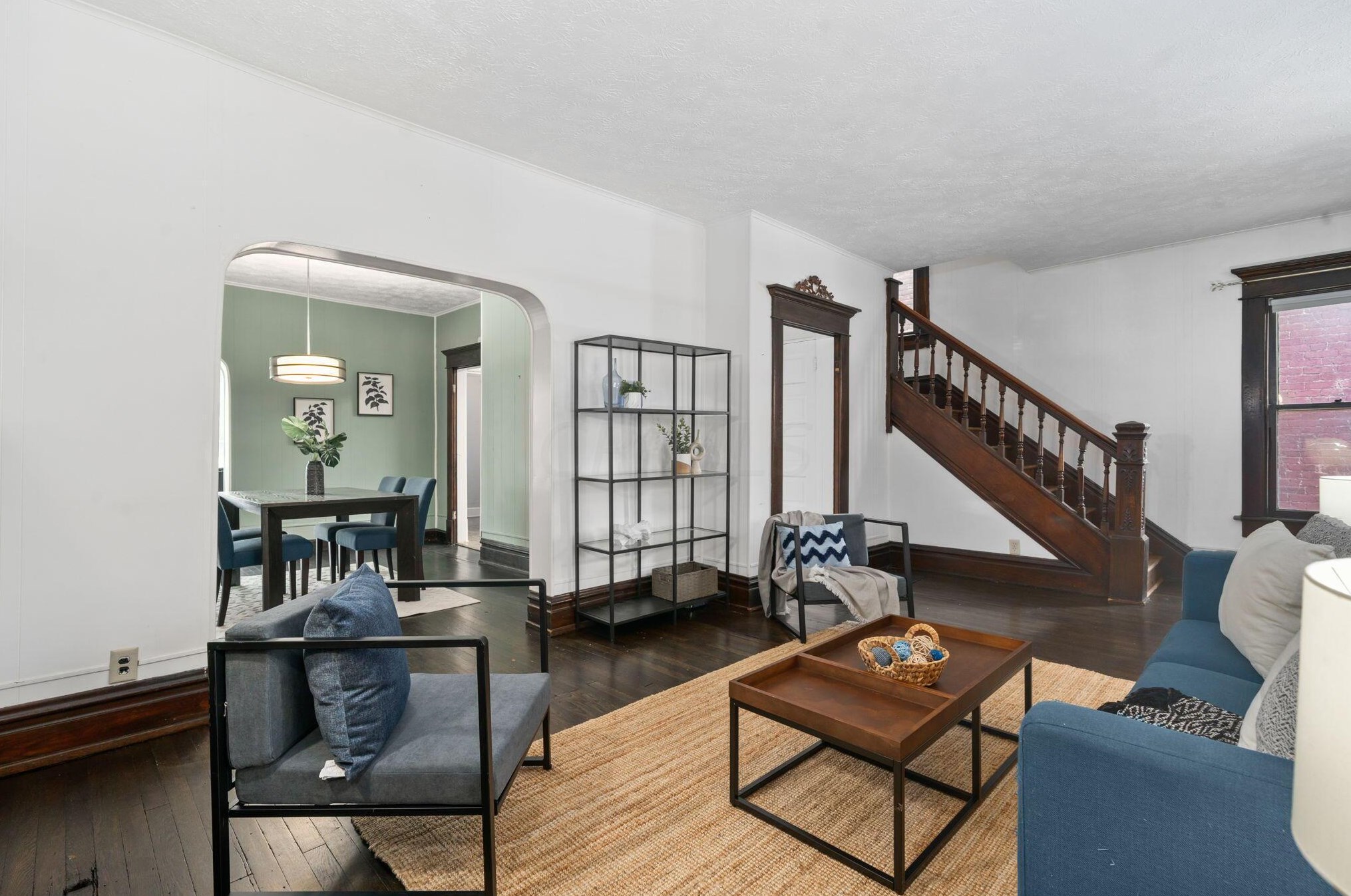 627 Wilson Ave, Columbus OH 43205-2825 exterior