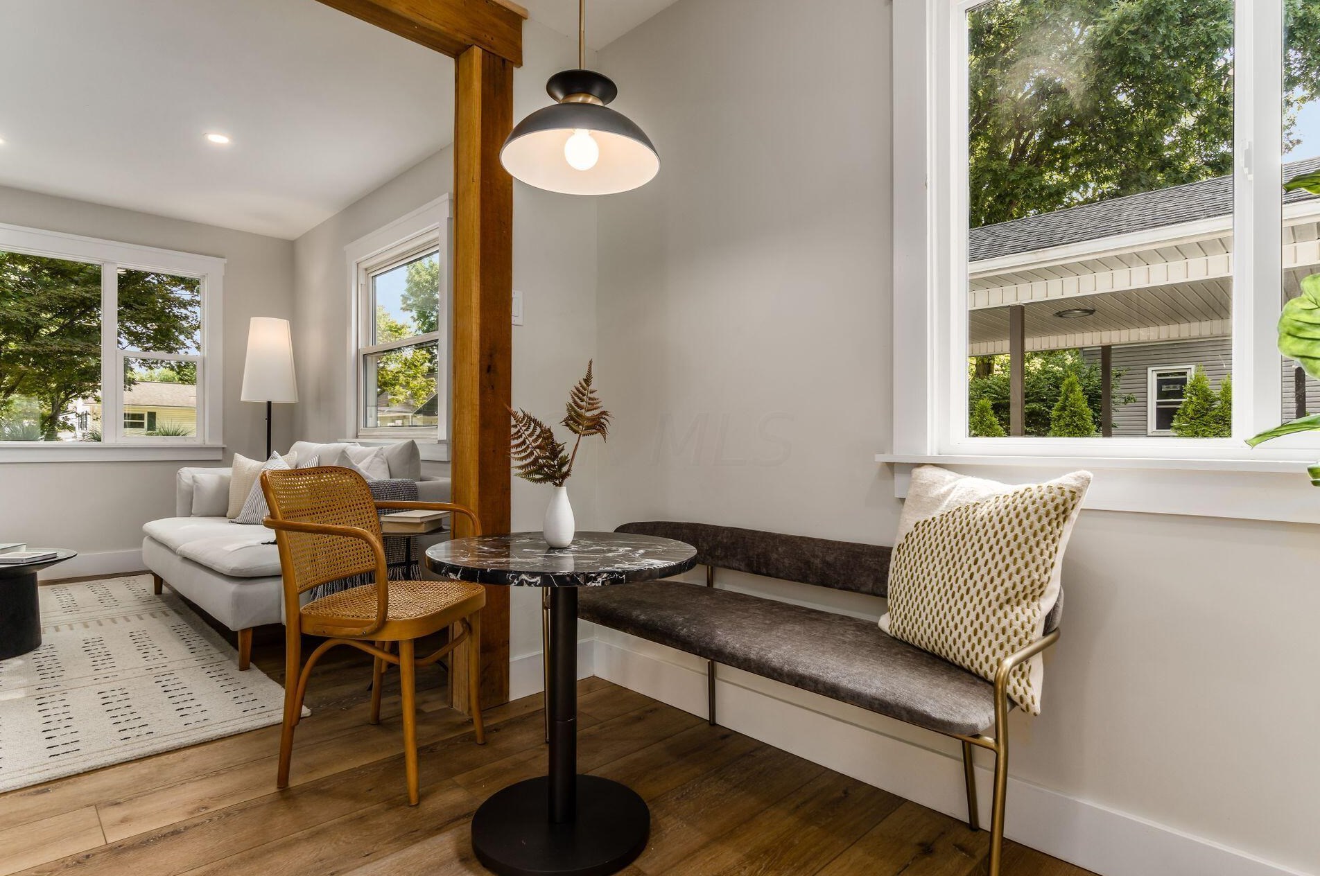 448 Chase Rd, Columbus OH 43214-1104 exterior