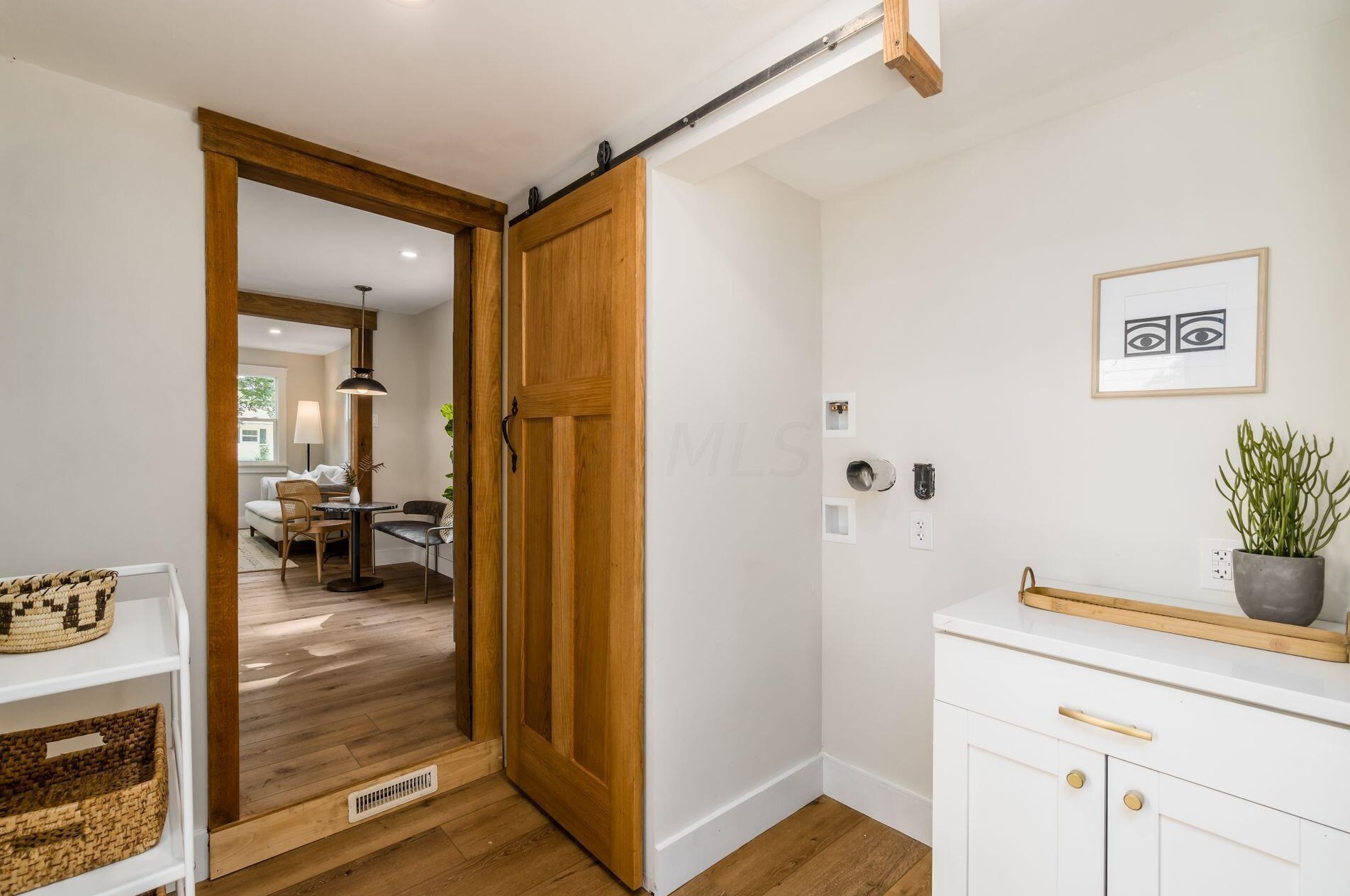 448 Chase Rd, Columbus OH 43214-1104 exterior