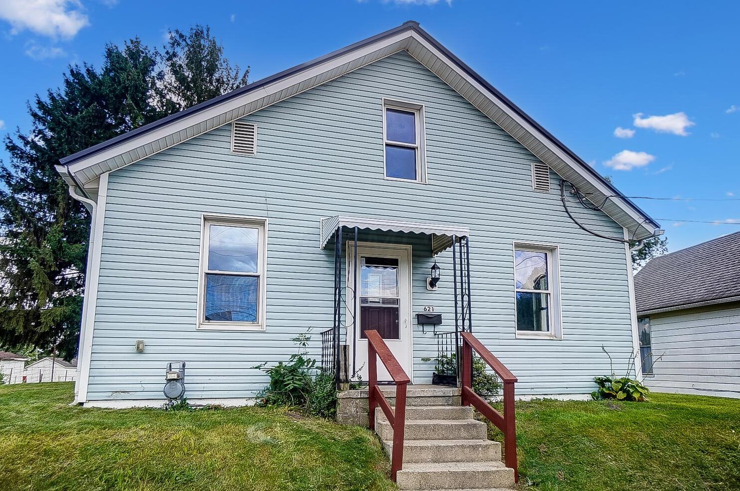 621 Mound St, Circleville OH  43113-1824 exterior