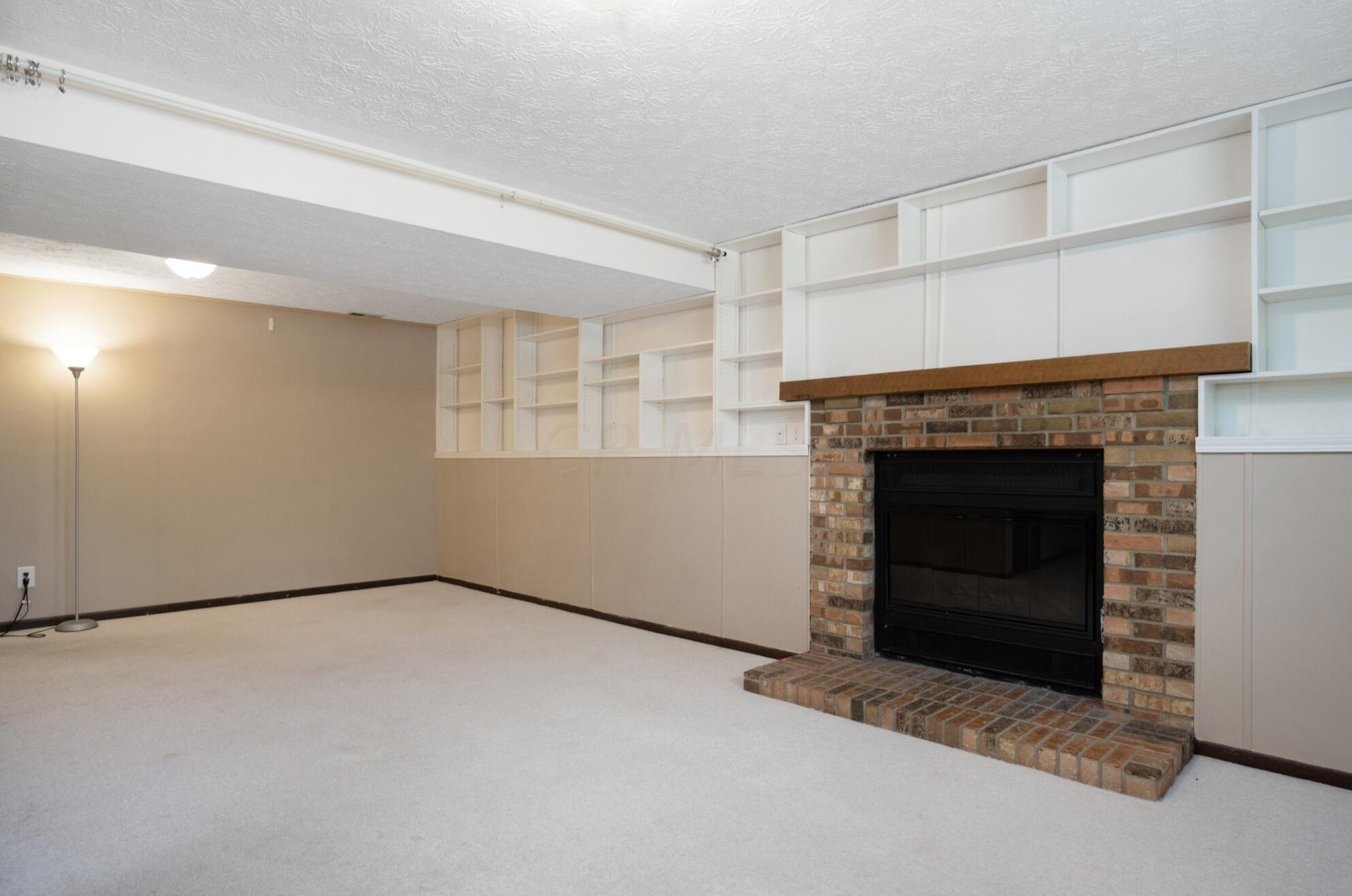 3735 Quail Holw Dr, Columbus OH 43228-9682 exterior