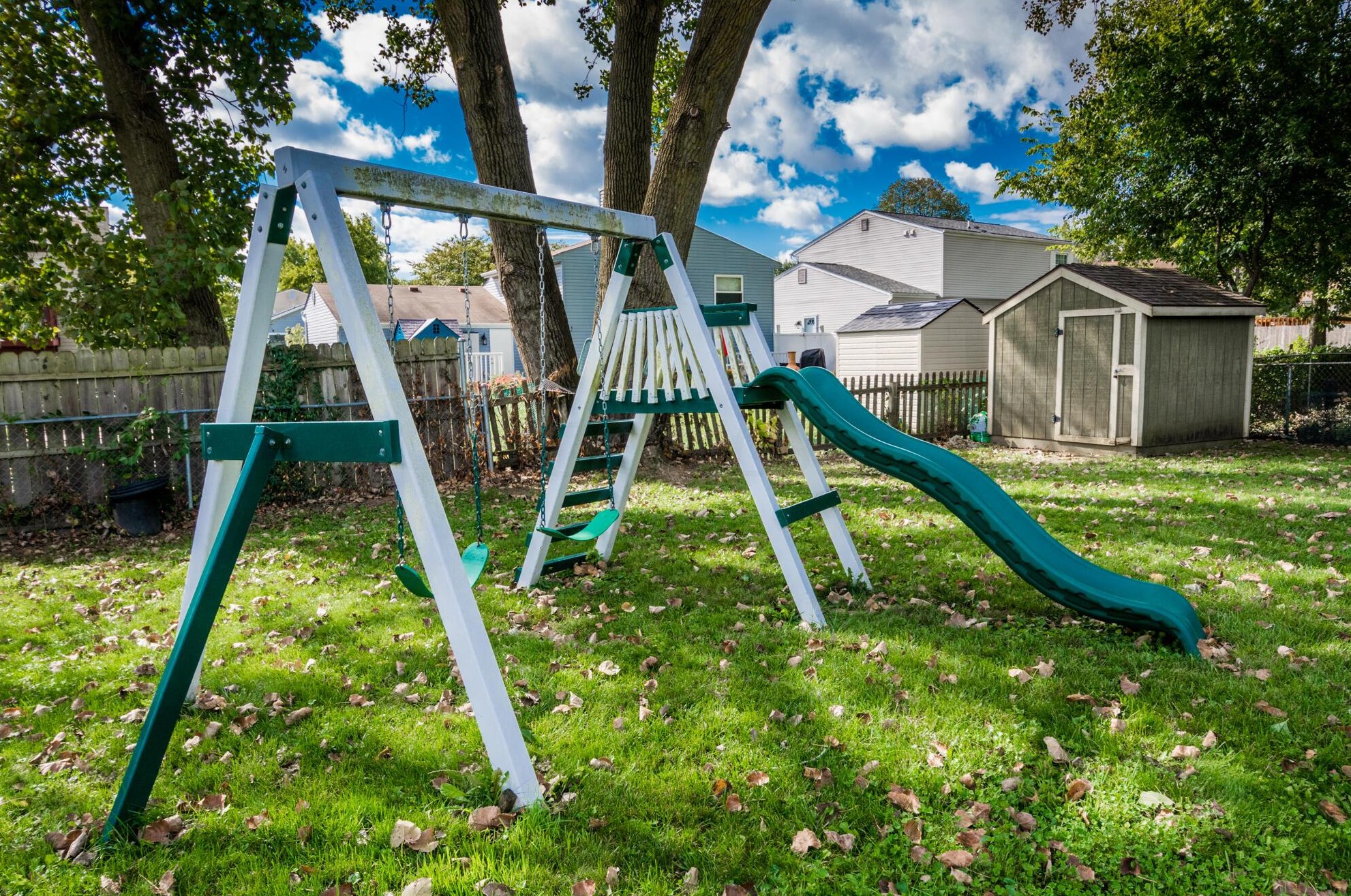 3735 Quail Holw Dr, Columbus OH 43228-9682 exterior