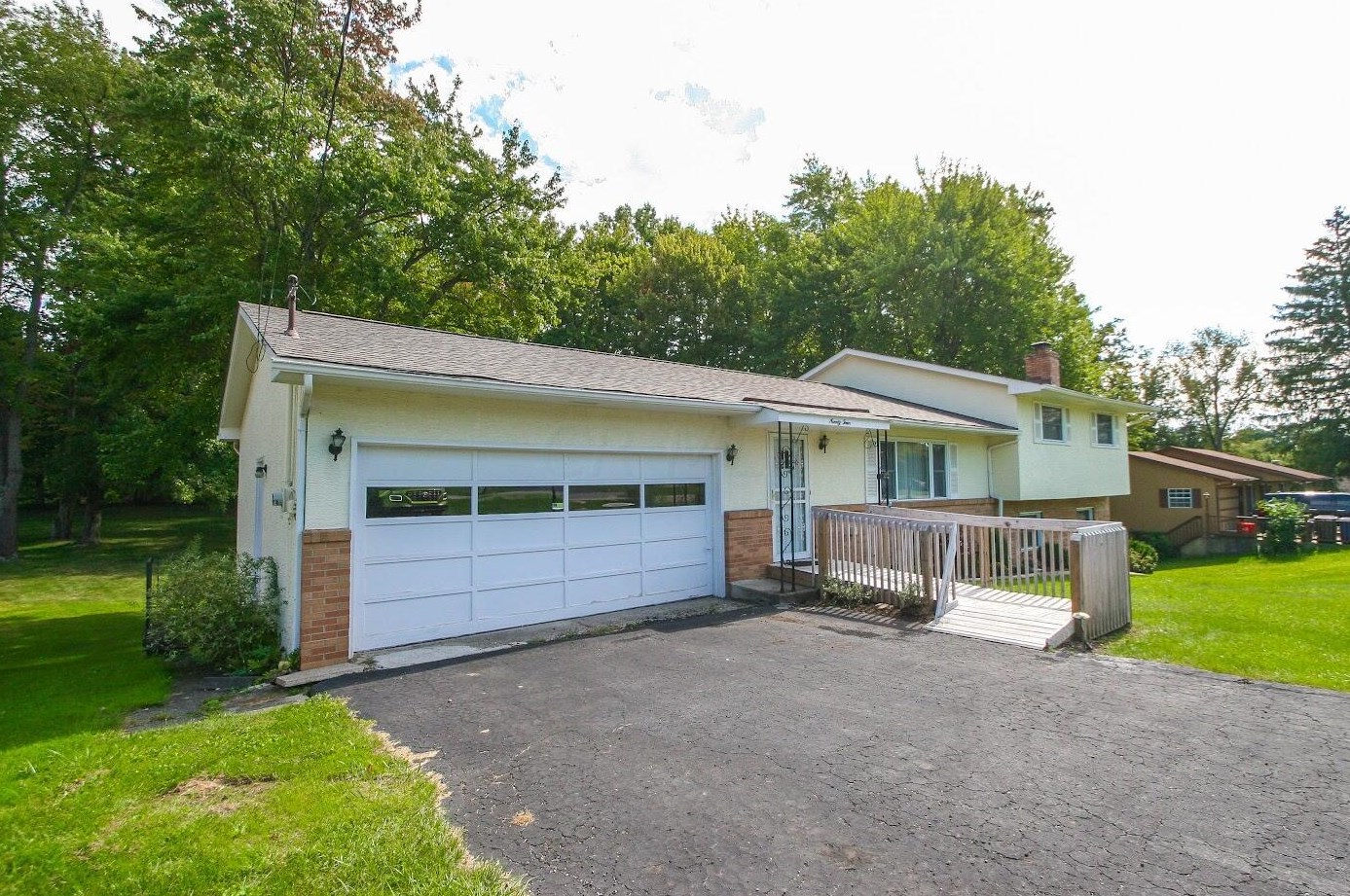 94 Scenic Rd, Blacklick, OH 43004