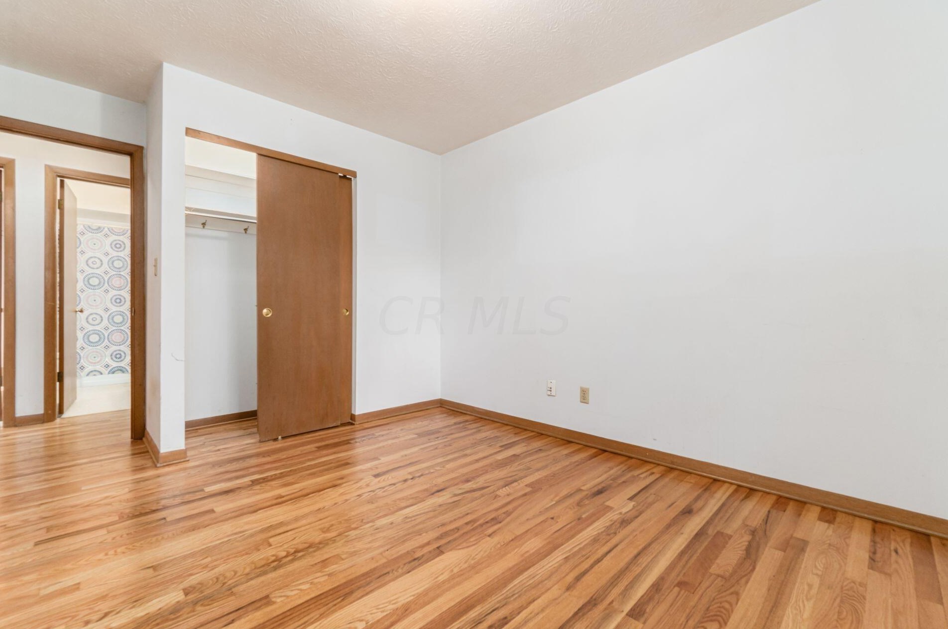 321 Briarwood Dr, Columbus OH 43213-2056 exterior