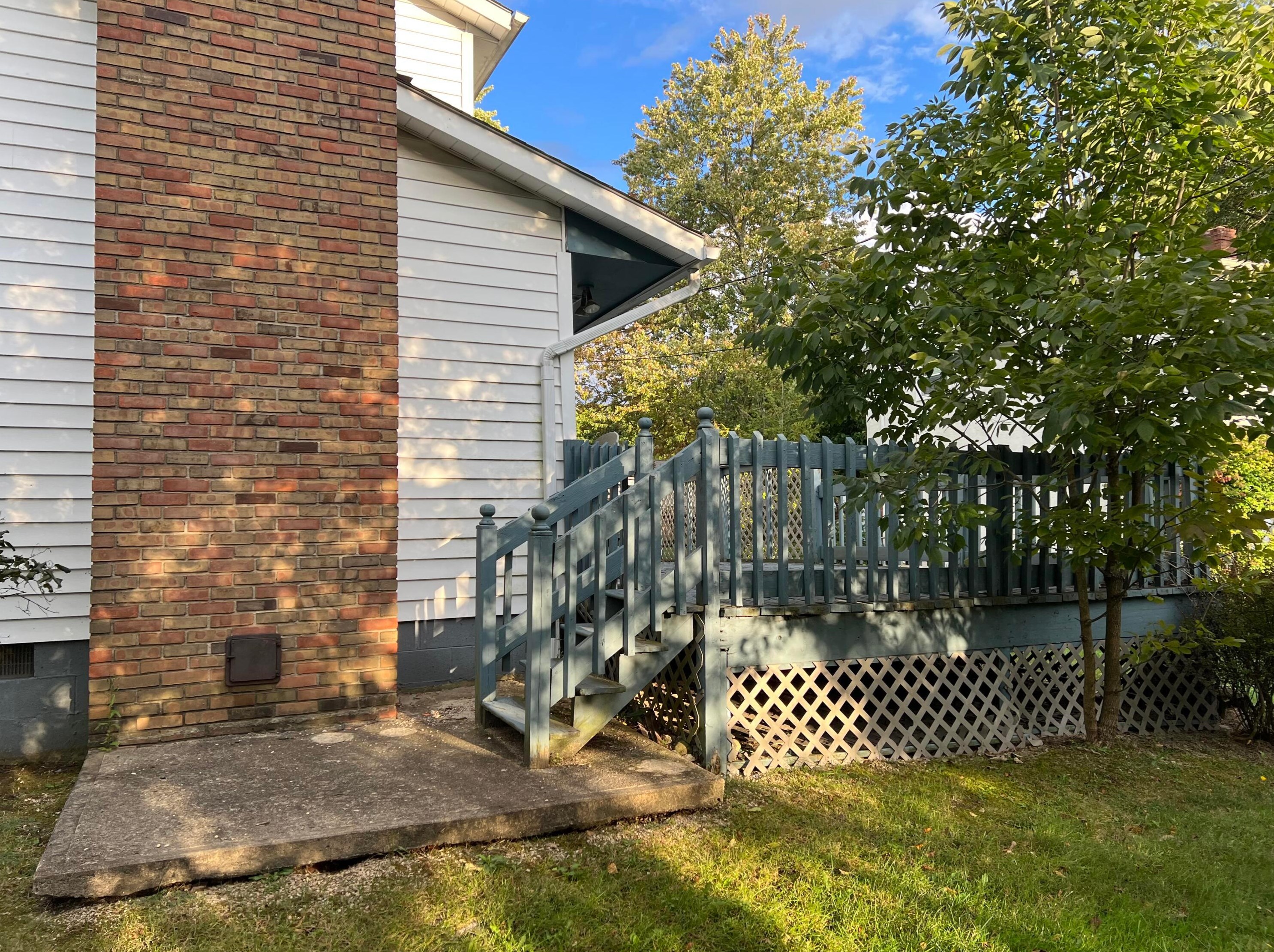 2281 Lane Rd, Columbus, OH 43220-2914