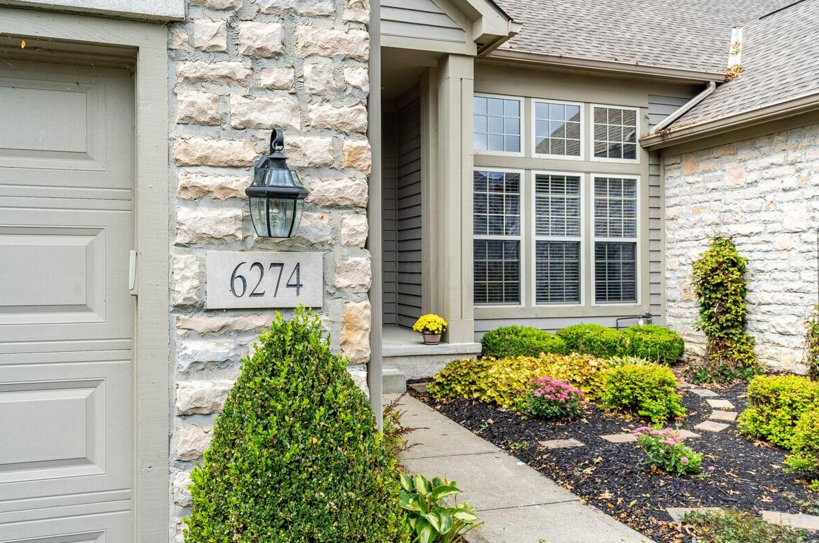 6274 Langton Cir, Westerville, OH 43082-8966