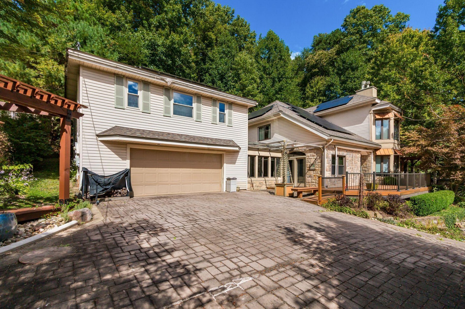 495 Ross Rd, Lancaster, OH 43130-8225