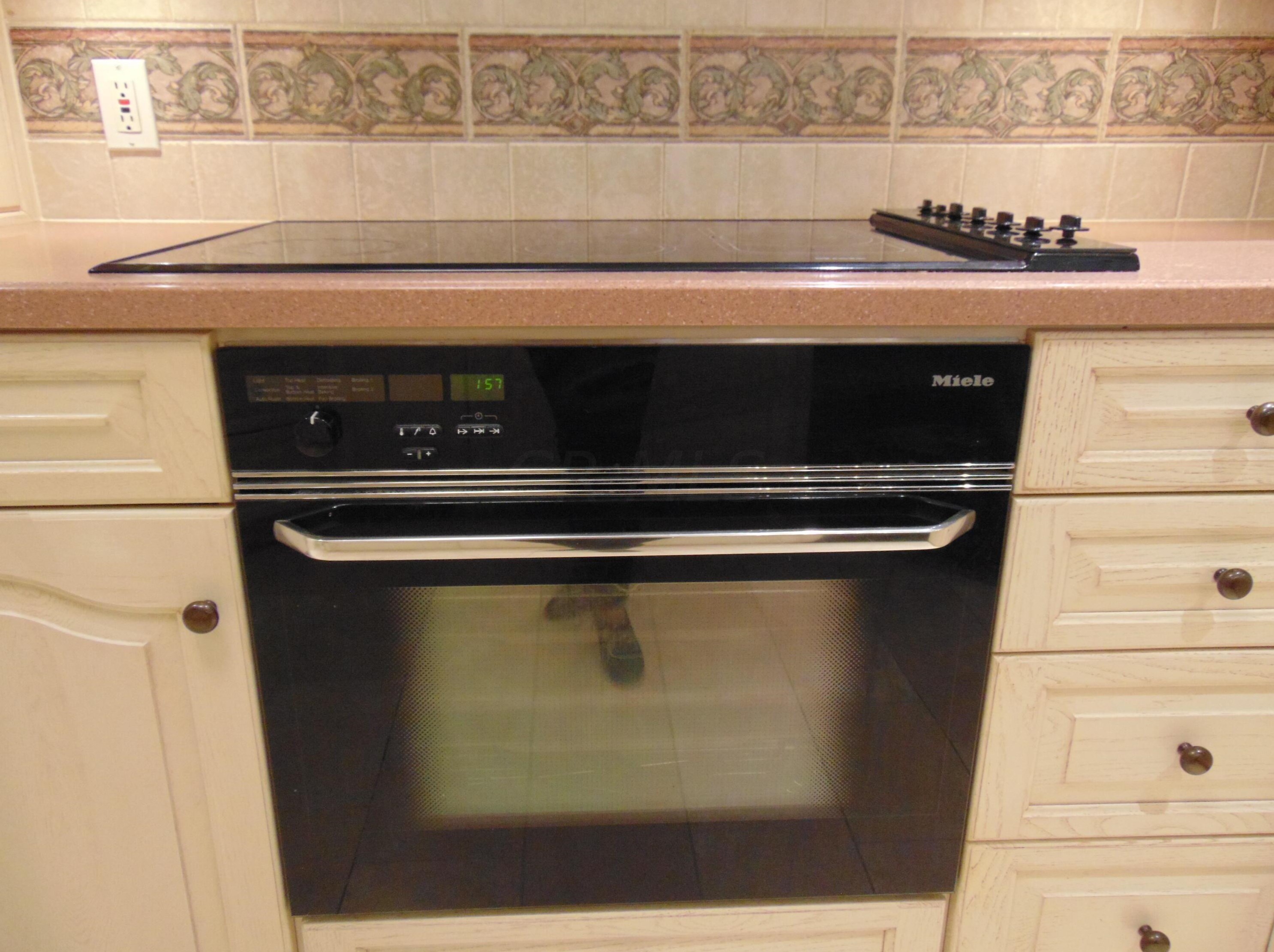 8172 Mt Air Pl, Columbus OH 43235-1358 exterior