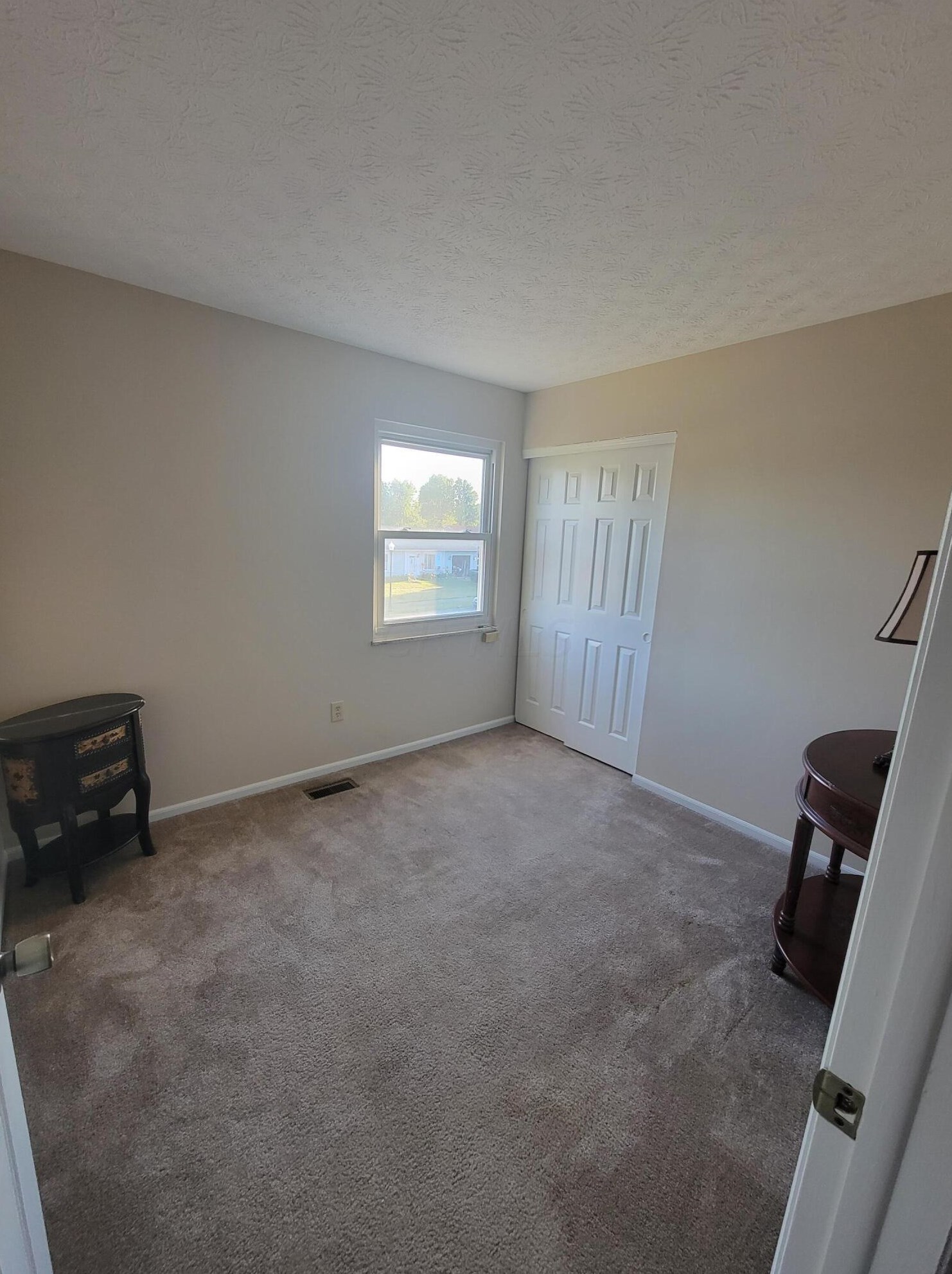 2640 Millrace Dr, Columbus OH 43207-4625 exterior