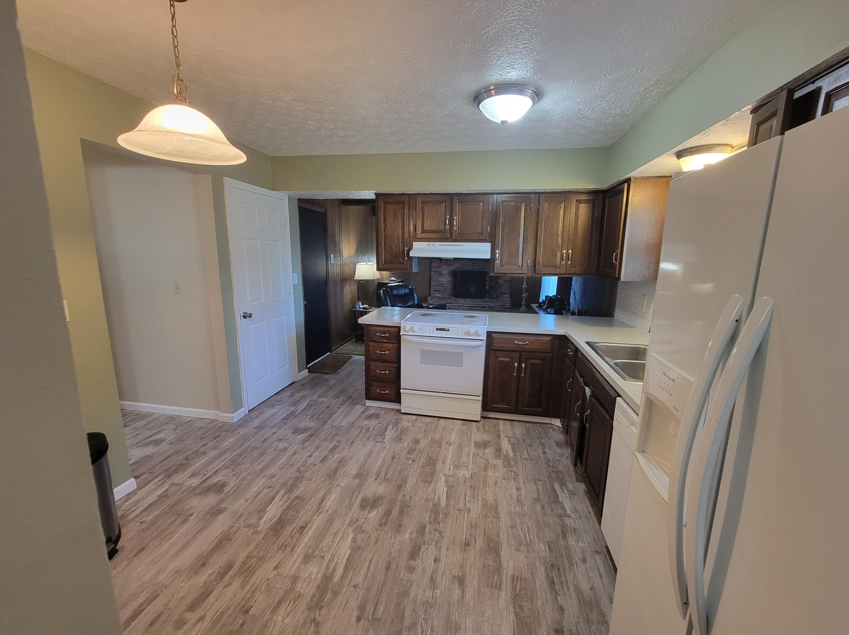 2640 Millrace Dr, Columbus OH 43207-4625 exterior