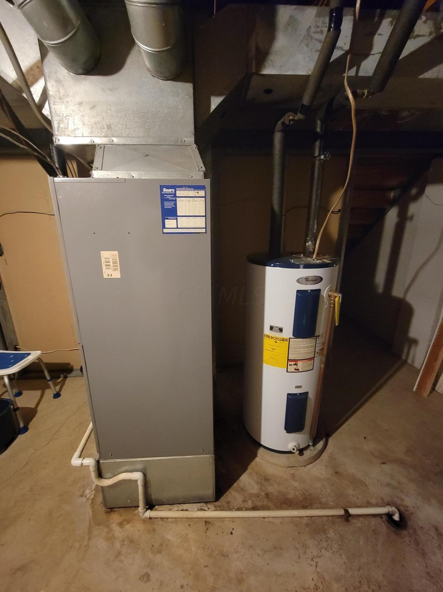 2640 Millrace Dr, Columbus OH 43207-4625 exterior