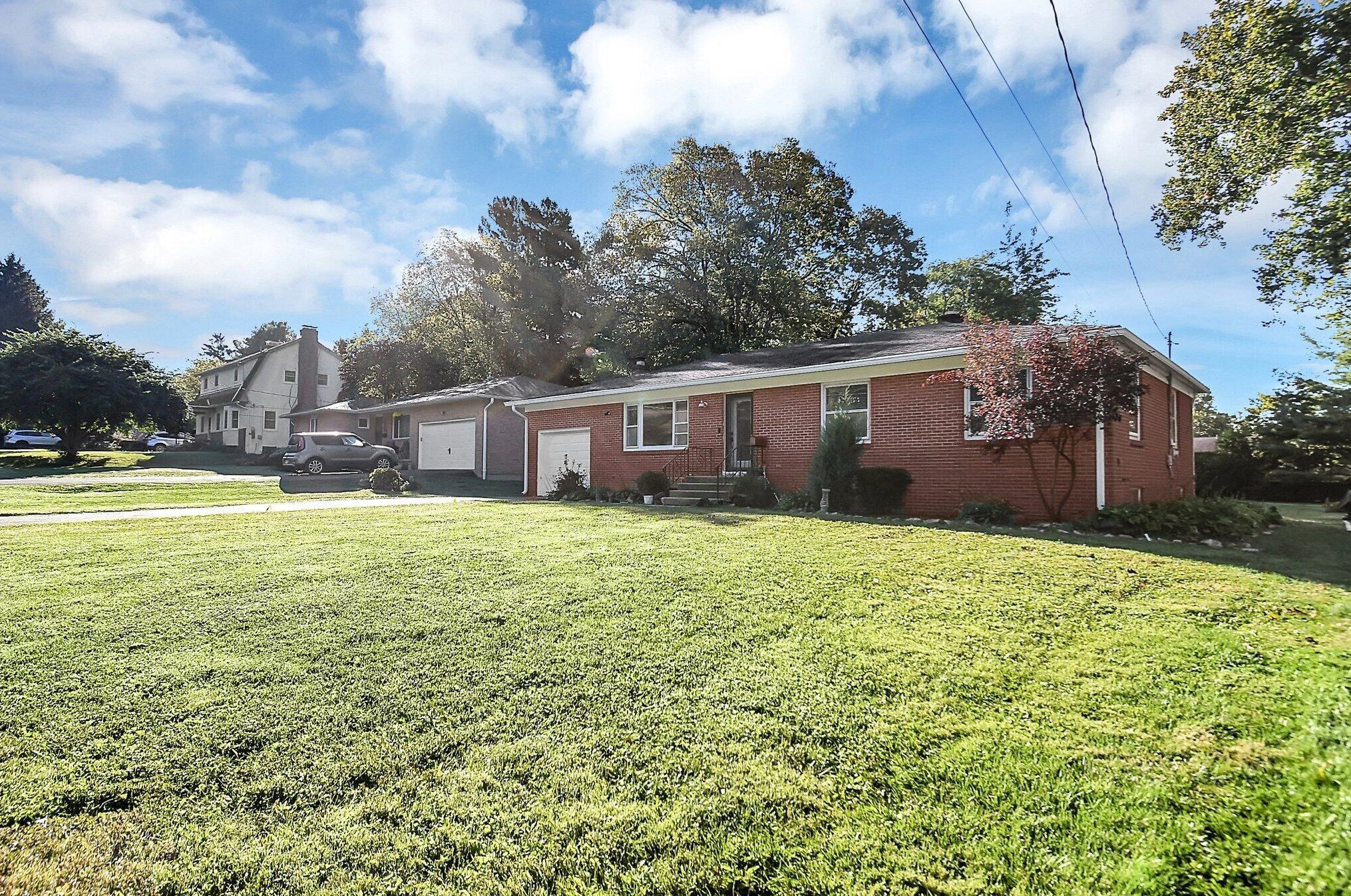 2789 Clifton Rd, Columbus OH  43221-2516 exterior