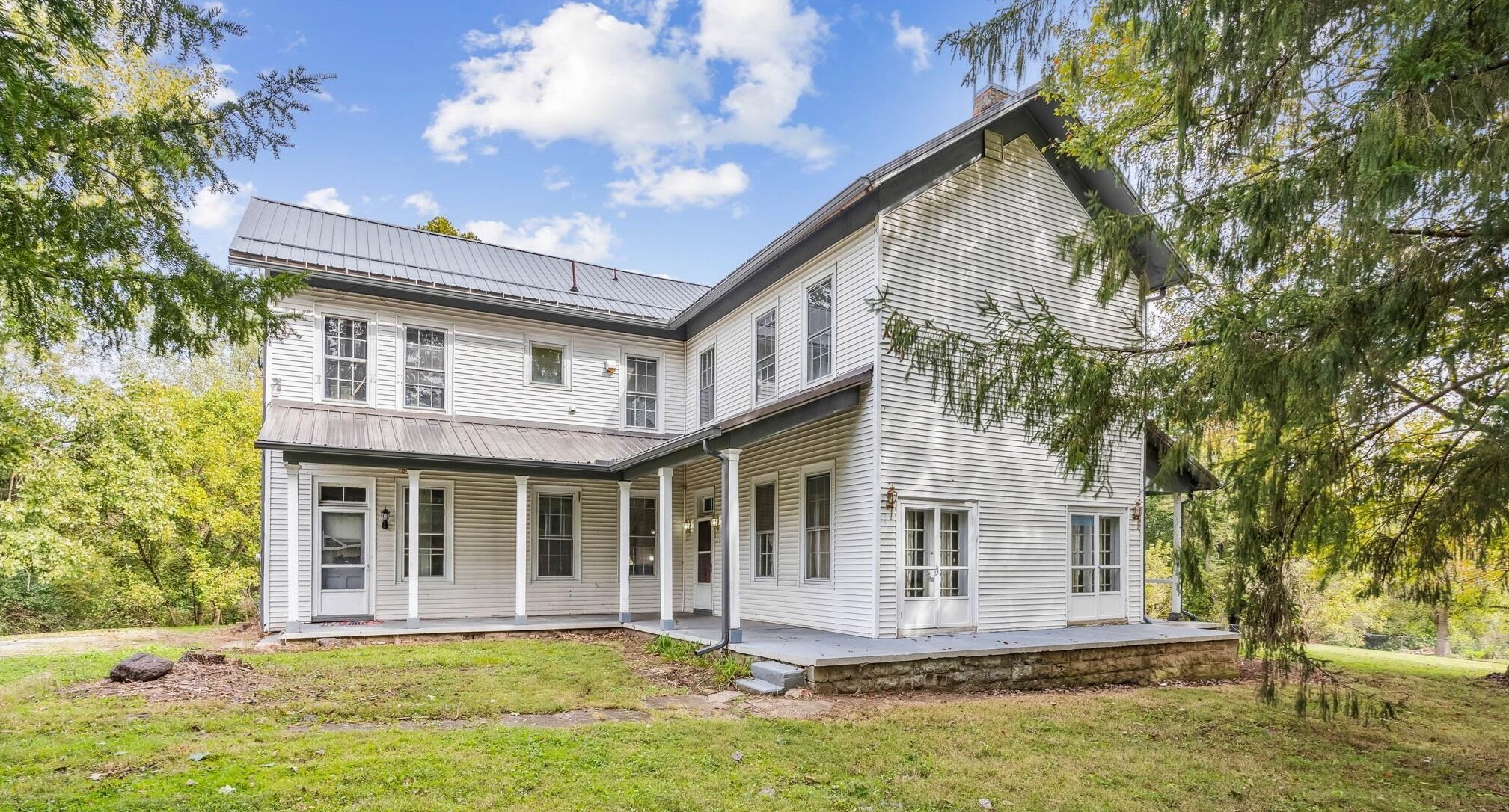 405 Grant Cliff Rd, Zanesville, OH 43701
