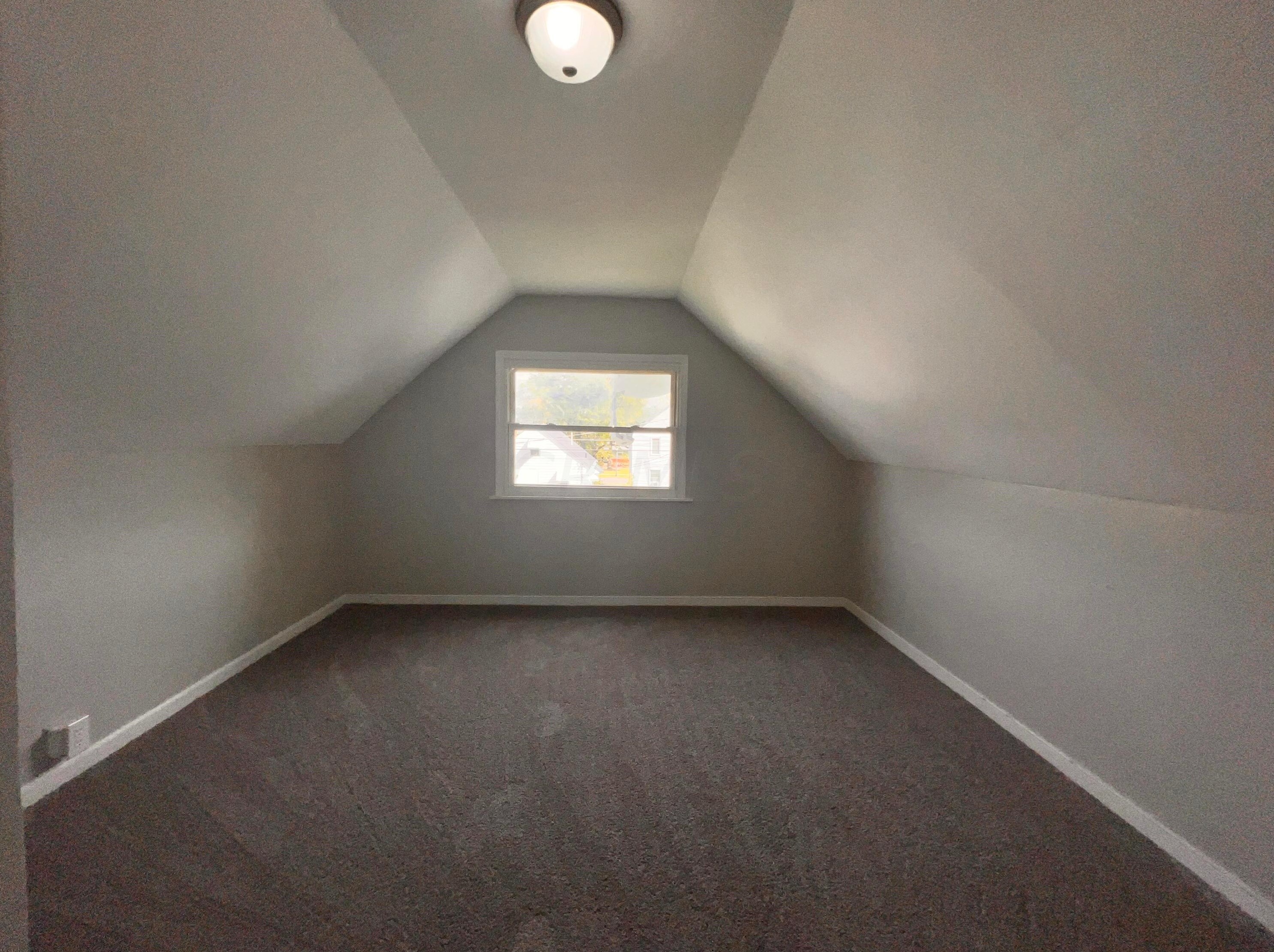 800 Wiltshire Rd, Columbus OH 43204-2338 exterior