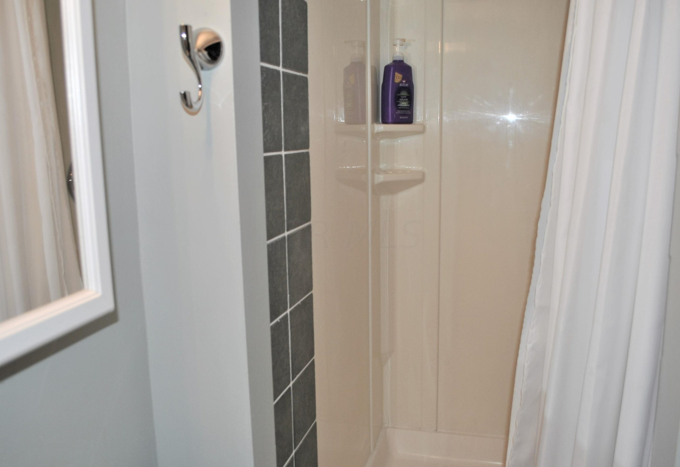 417 Reese Ave, Lancaster OH 43130-4512 exterior