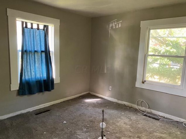 2963 Brownlee Ave, Columbus OH 43209-3061 exterior