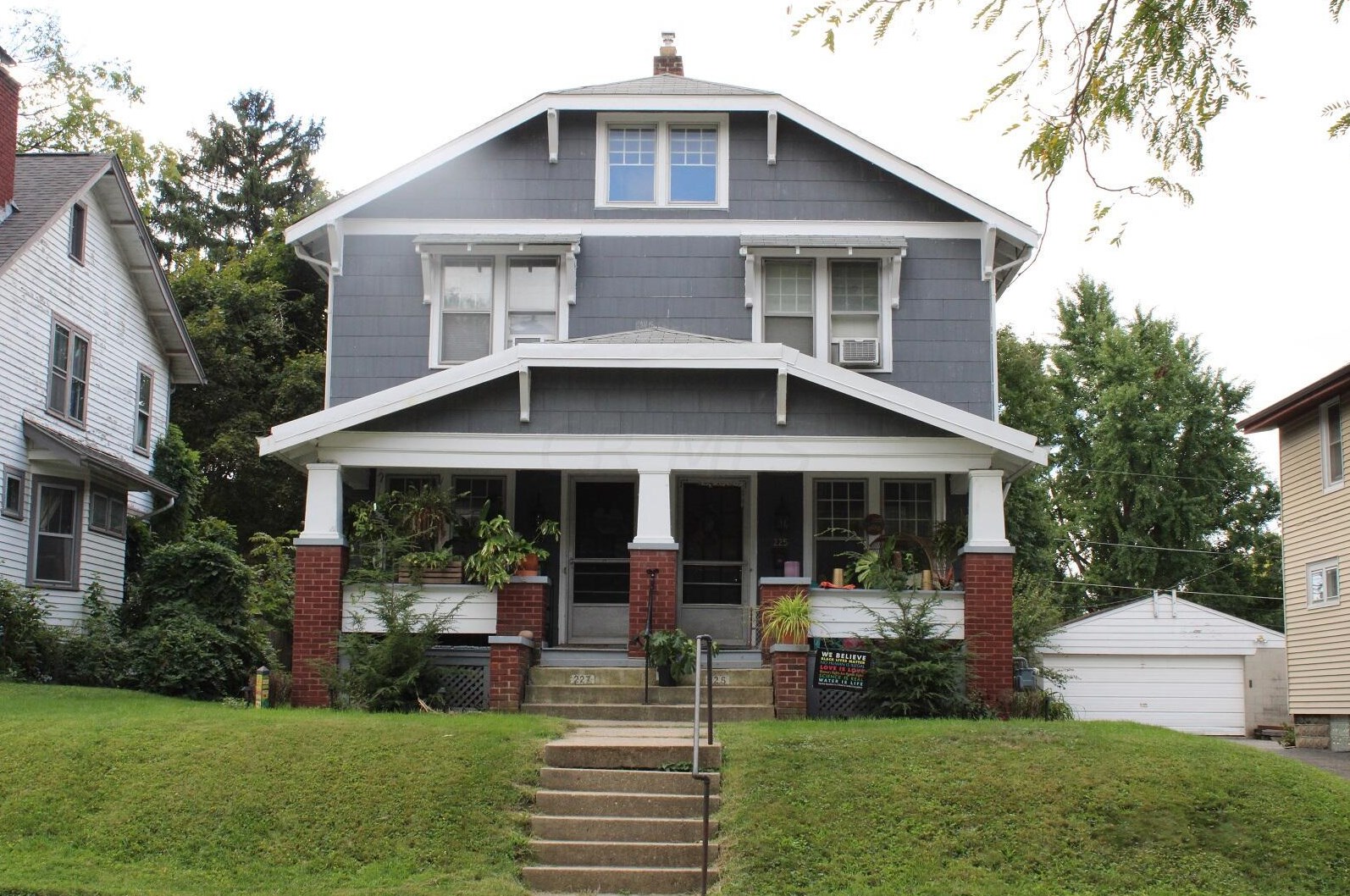 227 Como Ave, Columbus OH  43202-1064 exterior