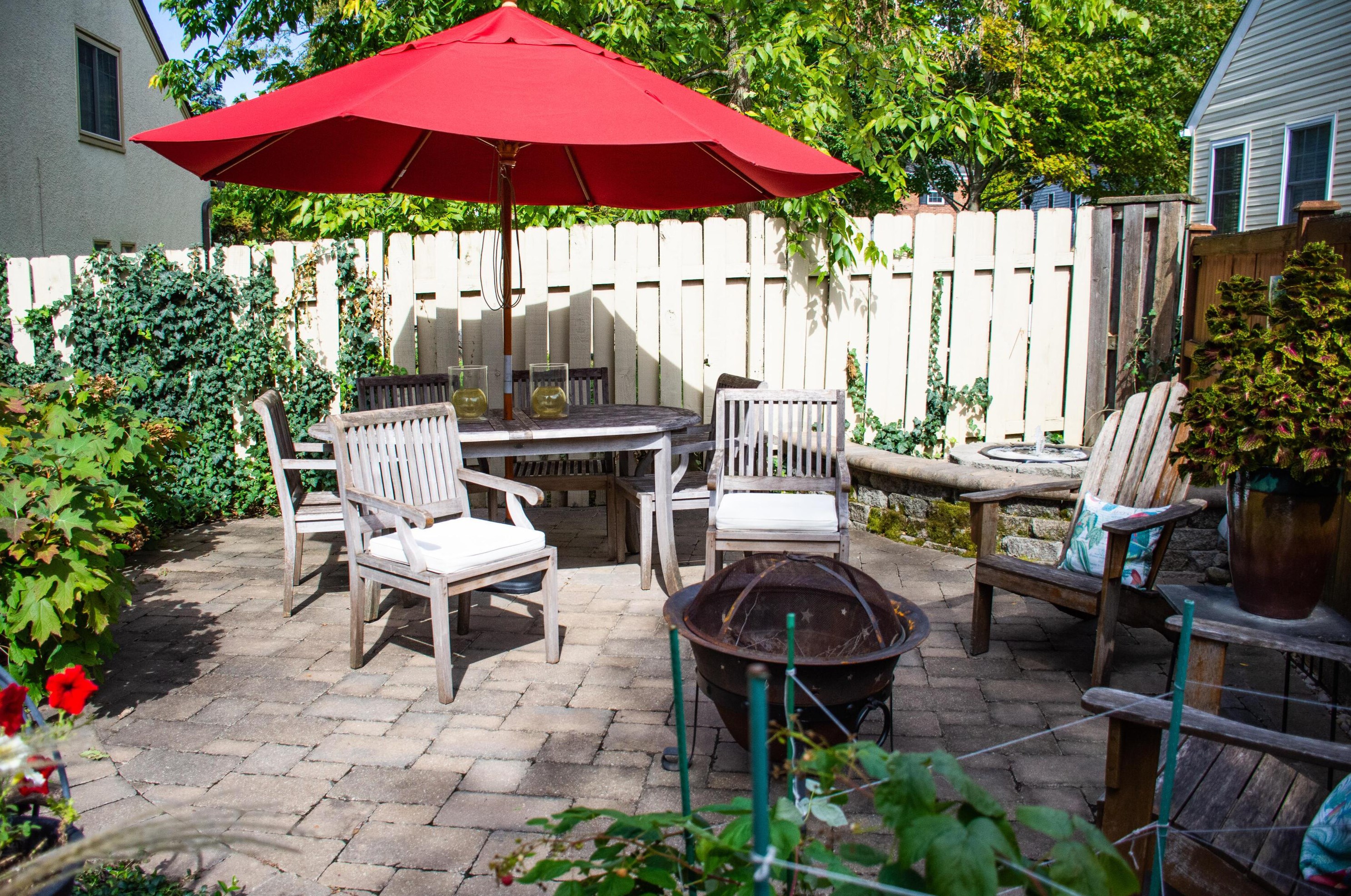 2276 Blvd, Columbus OH 43221-2909 exterior