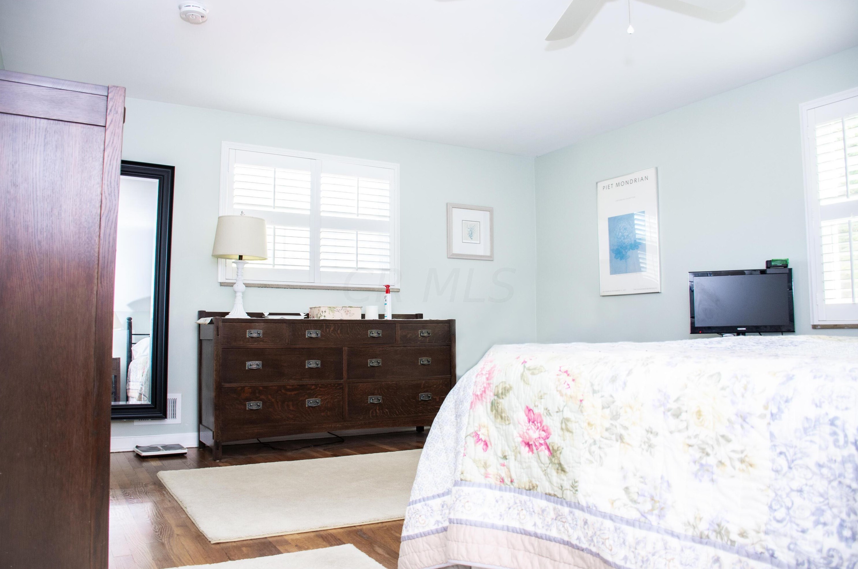 2276 Blvd, Columbus OH 43221-2909 exterior