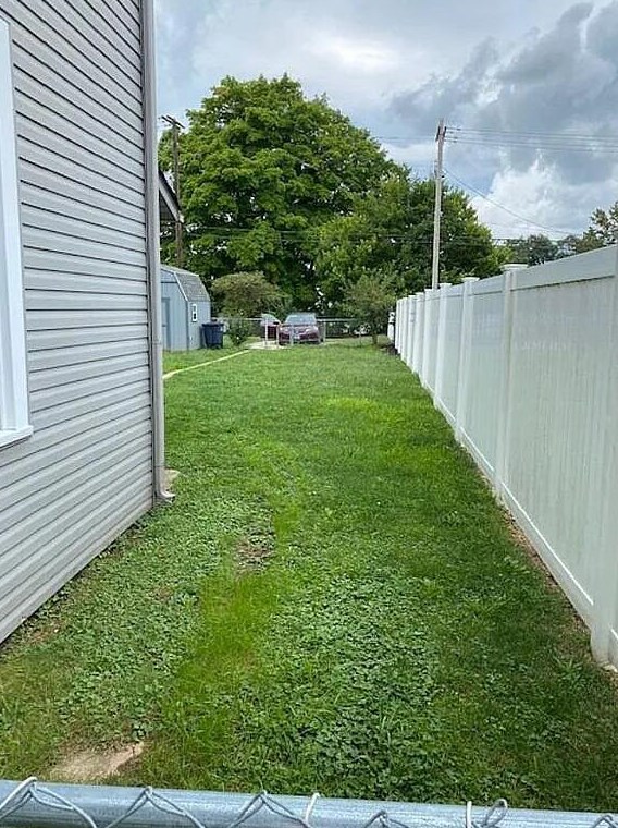 823 Pierce Ave, Lancaster OH 43130-2141 exterior