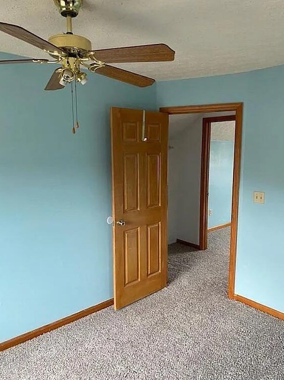 823 Pierce Ave, Lancaster OH 43130-2141 exterior