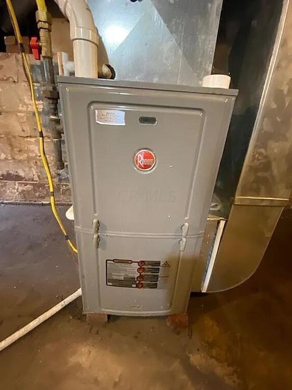 823 Pierce Ave, Lancaster OH 43130-2141 exterior