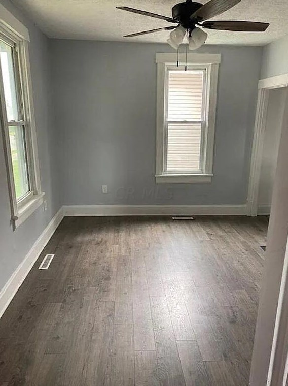 823 Pierce Ave, Lancaster OH 43130-2141 exterior