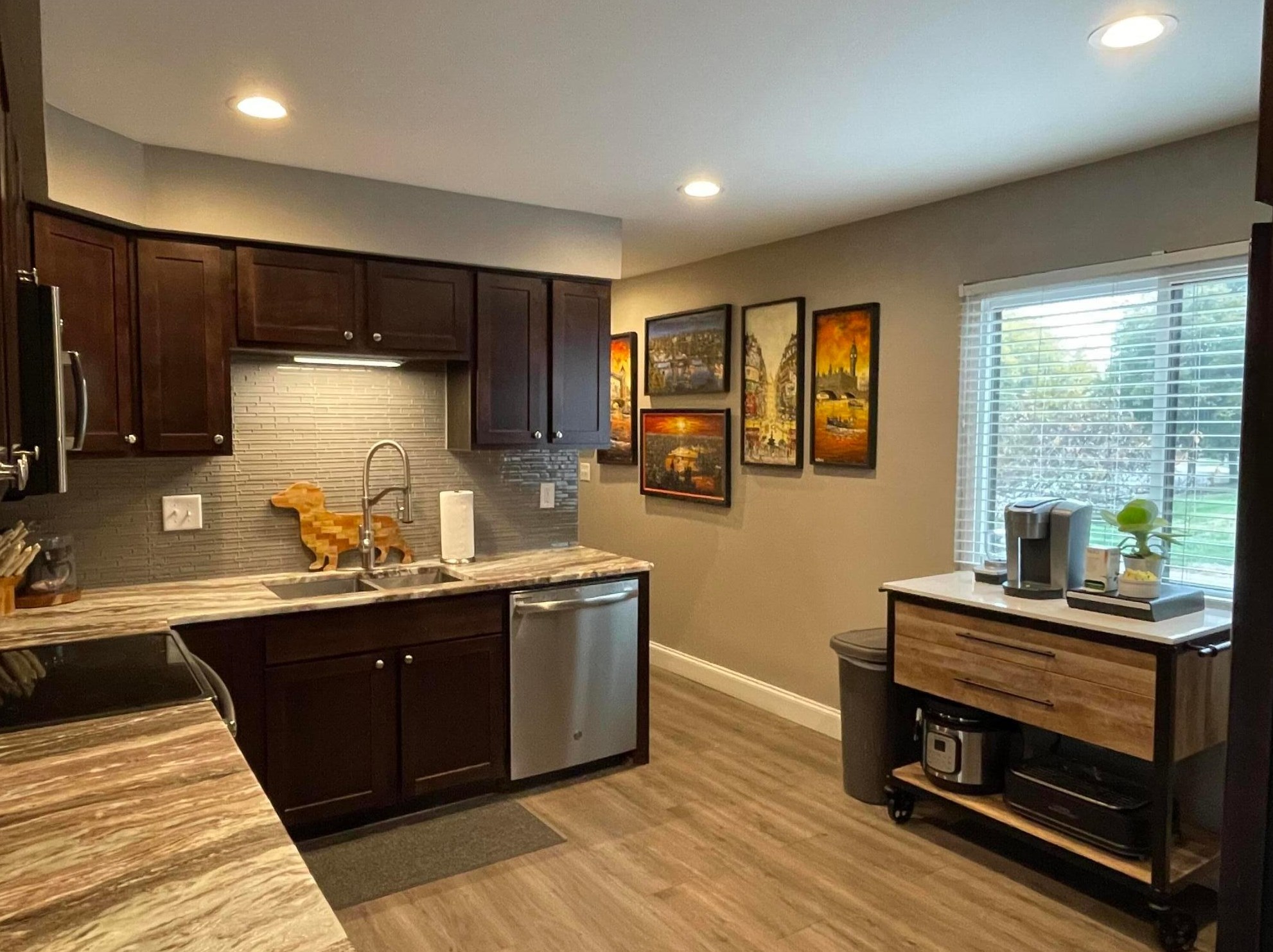 6227 Kendalwood Ct, Columbus, OH 43213-3437