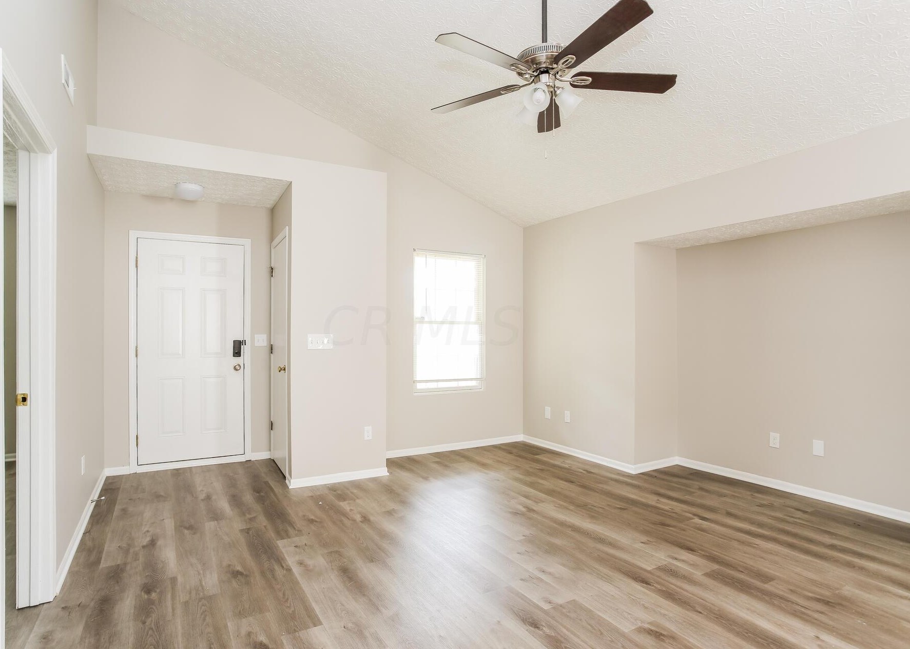 2875 Representation Ter, Columbus OH  43207-6563 exterior