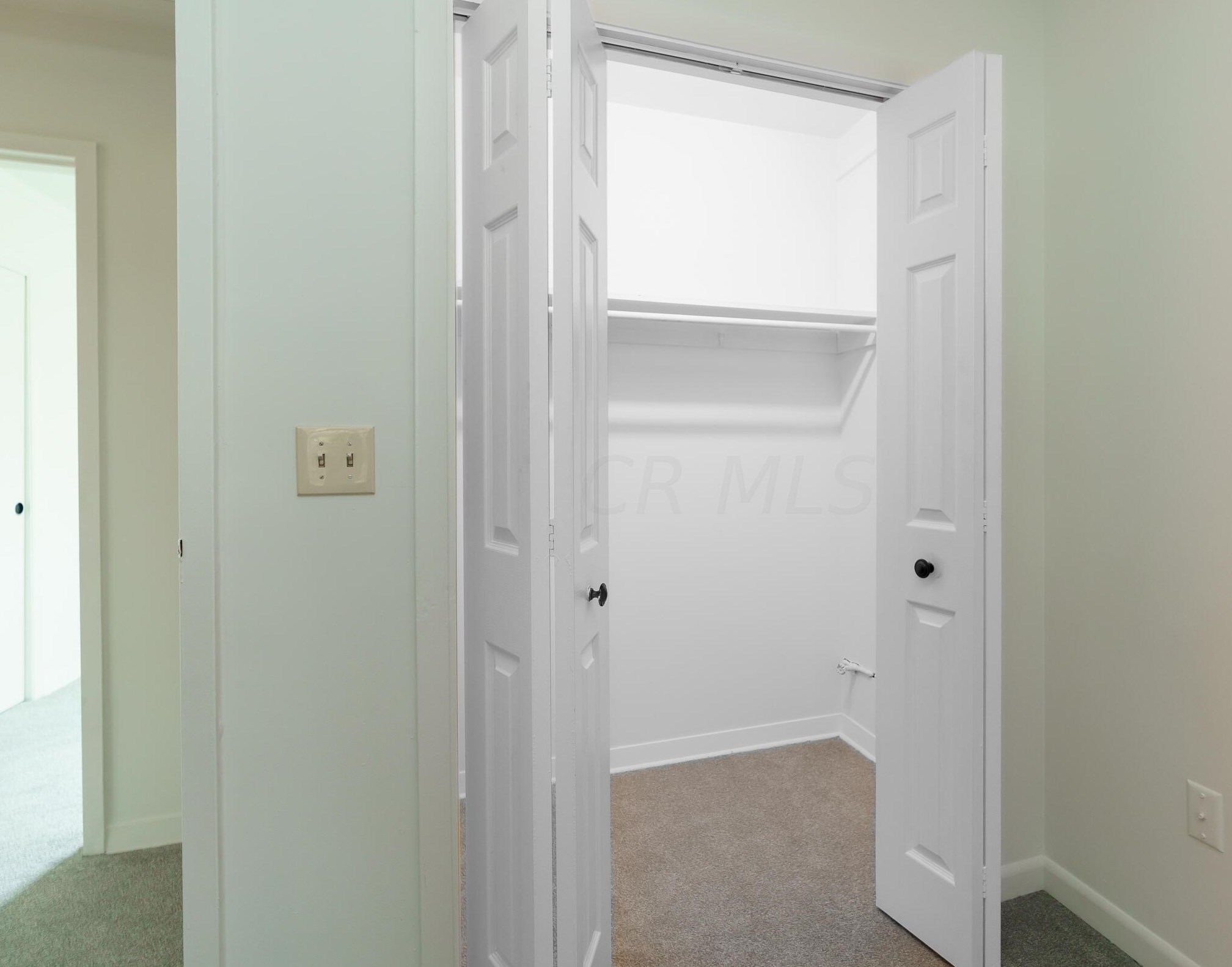 236 Danhurst Rd, Columbus OH 43228-1343 exterior