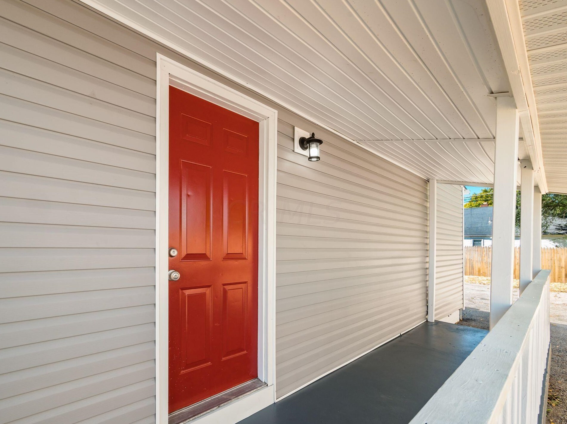 2479 Renwood Pl, Columbus OH  43211-1332 exterior