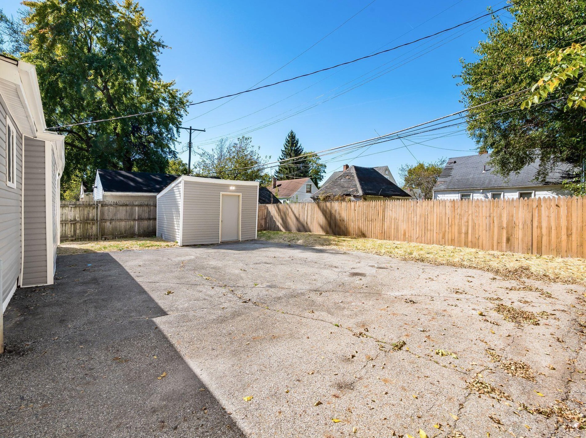 2479 Renwood Pl, Columbus OH  43211-1332 exterior