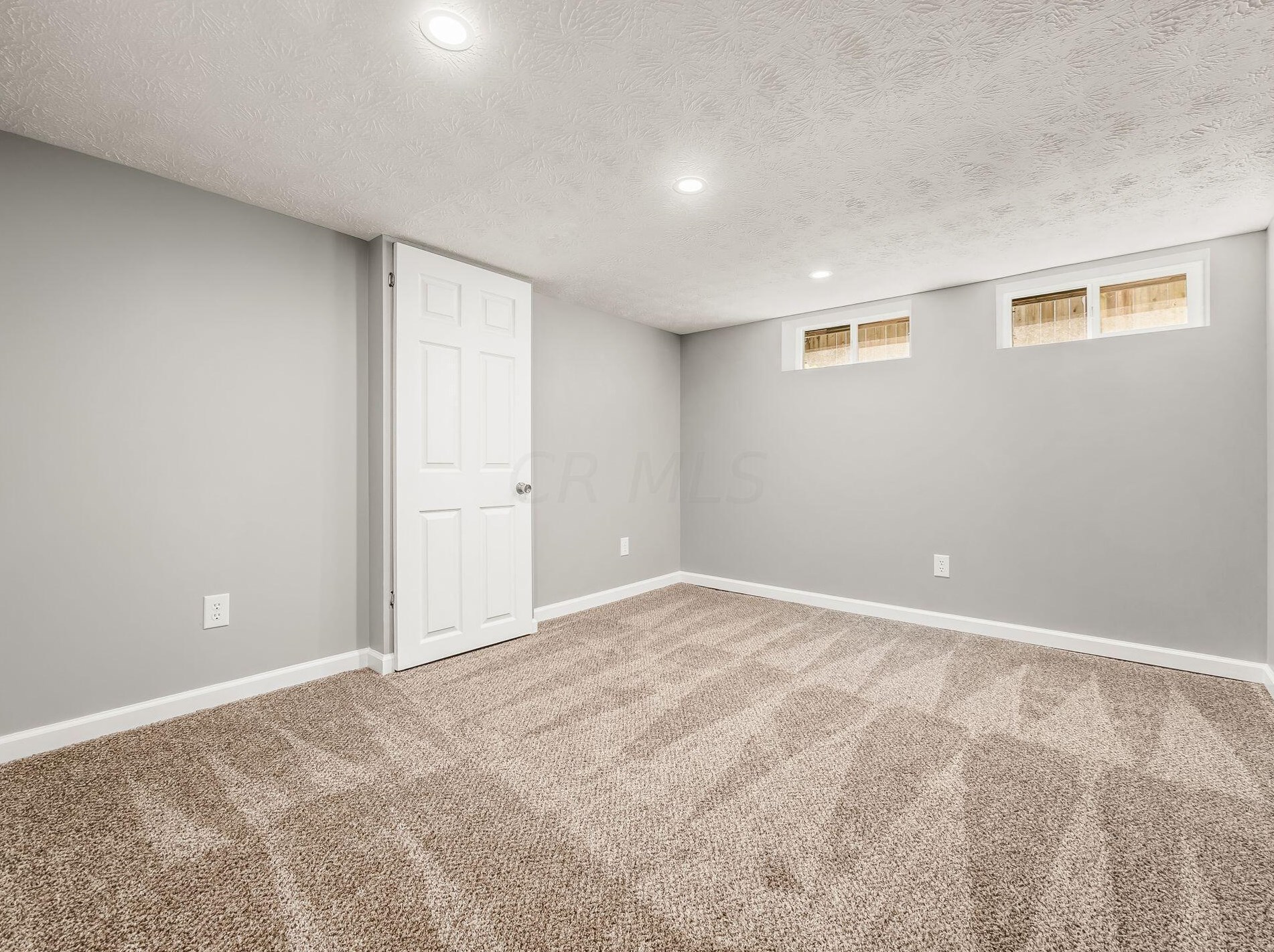 2479 Renwood Pl, Columbus OH  43211-1332 exterior