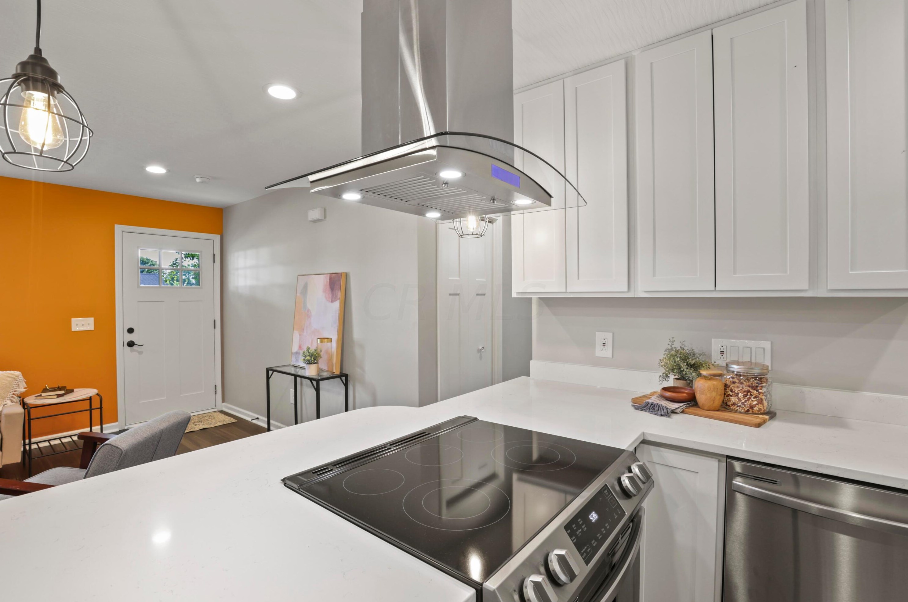 5338 Newport Rd, Columbus OH 43232-6324 exterior