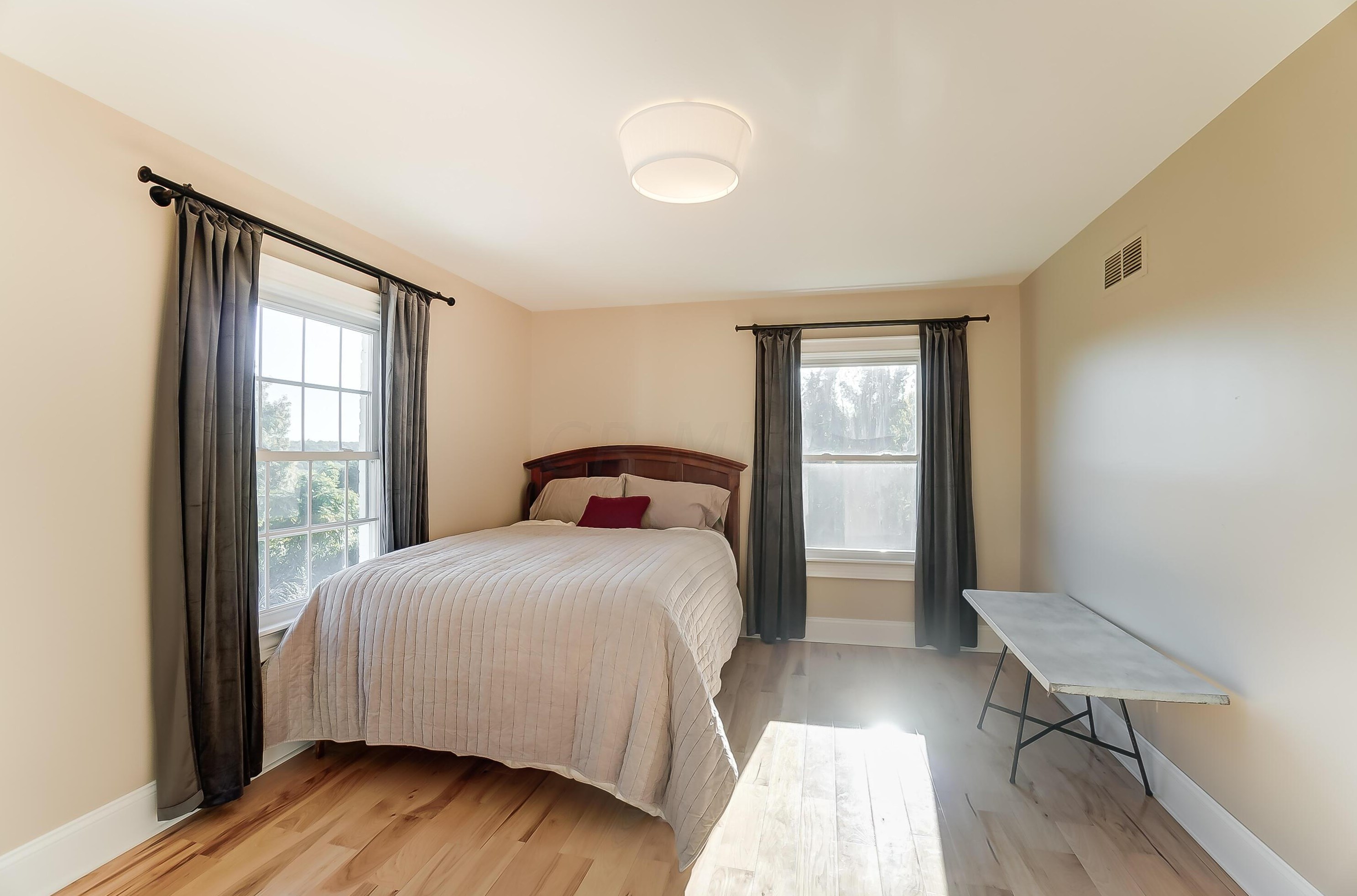 2437 Old Columbus Rd, Granville OH  43023-9678 exterior