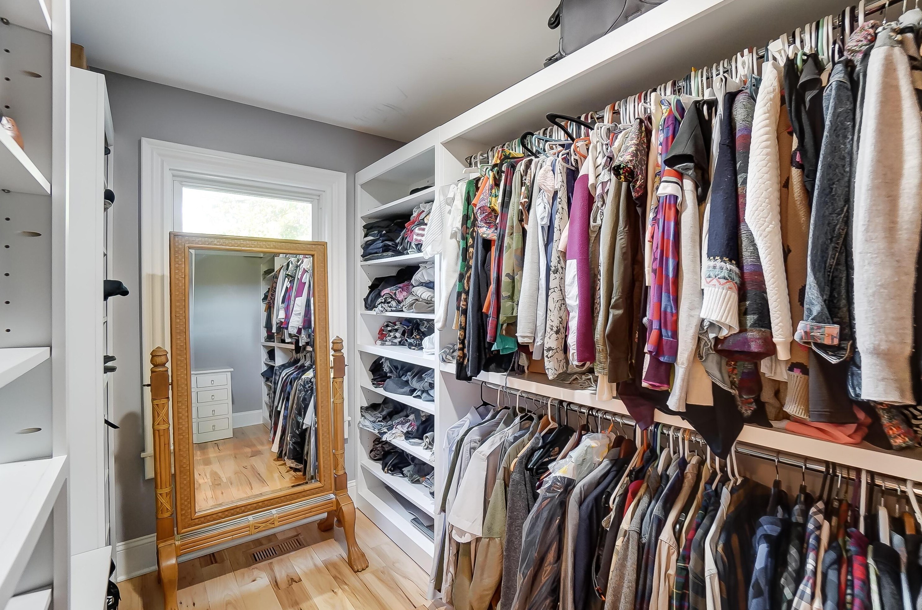 2437 Old Columbus Rd, Granville OH  43023-9678 exterior