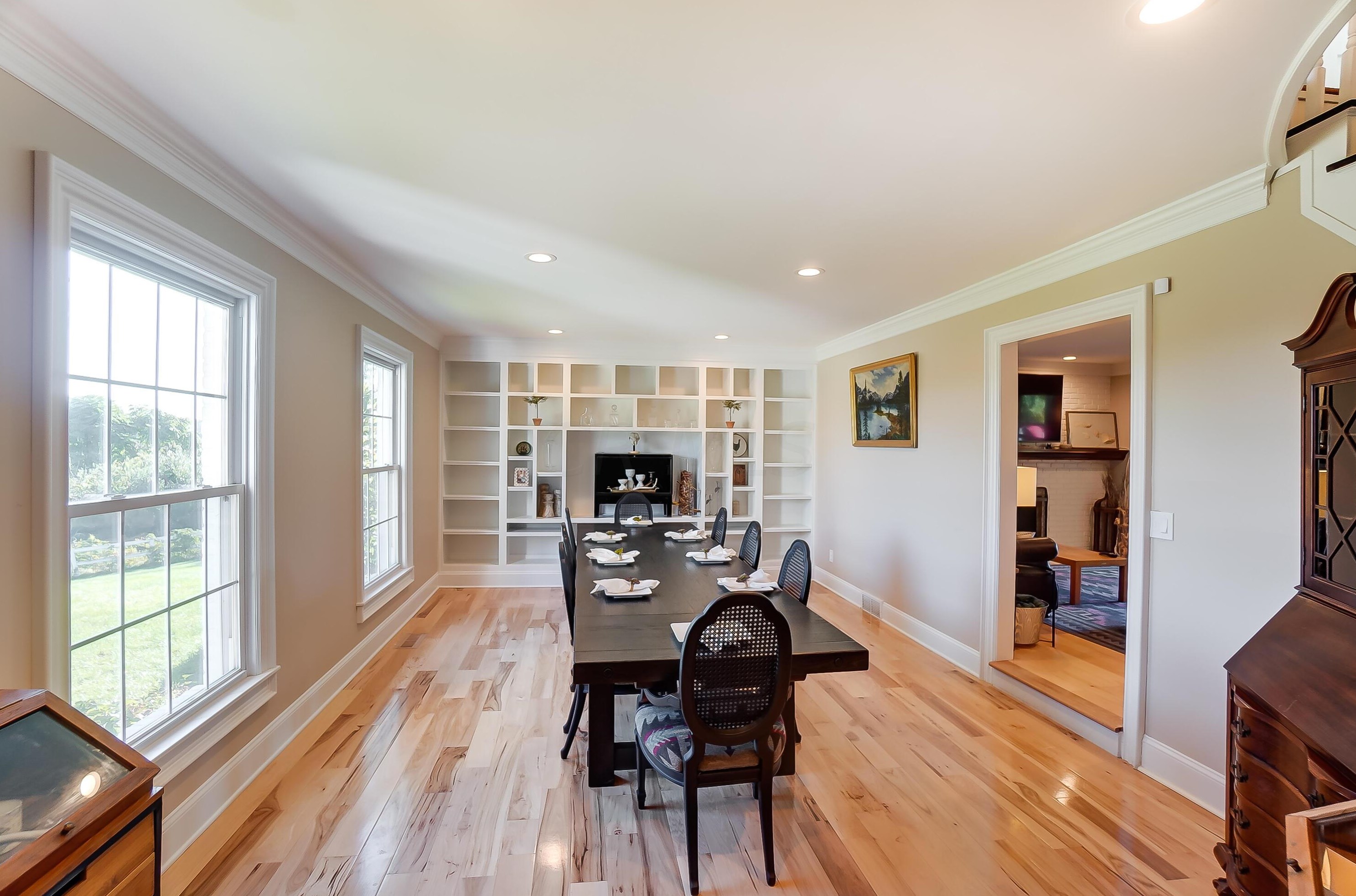 2437 Old Columbus Rd, Granville OH  43023-9678 exterior