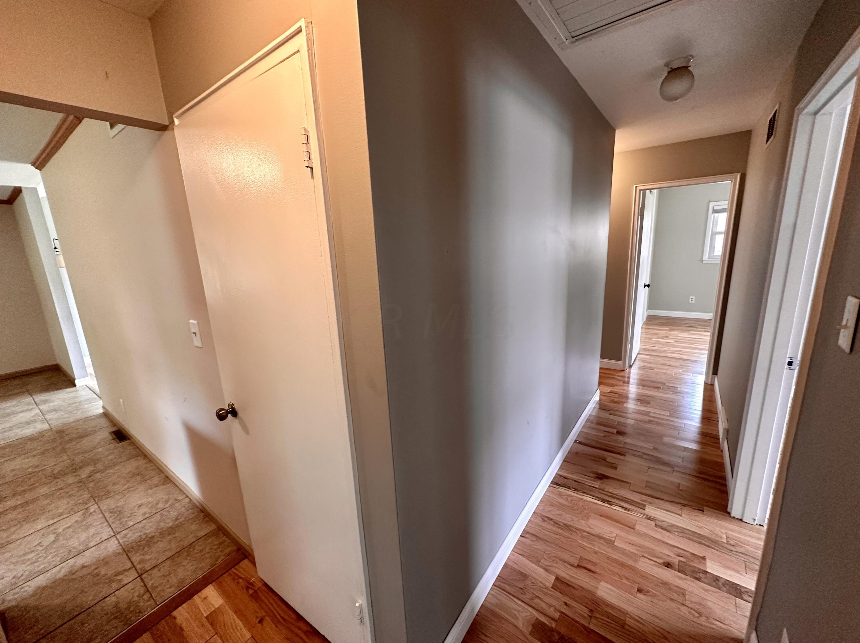 456 Bernhard Rd, Columbus OH 43213-1936 exterior