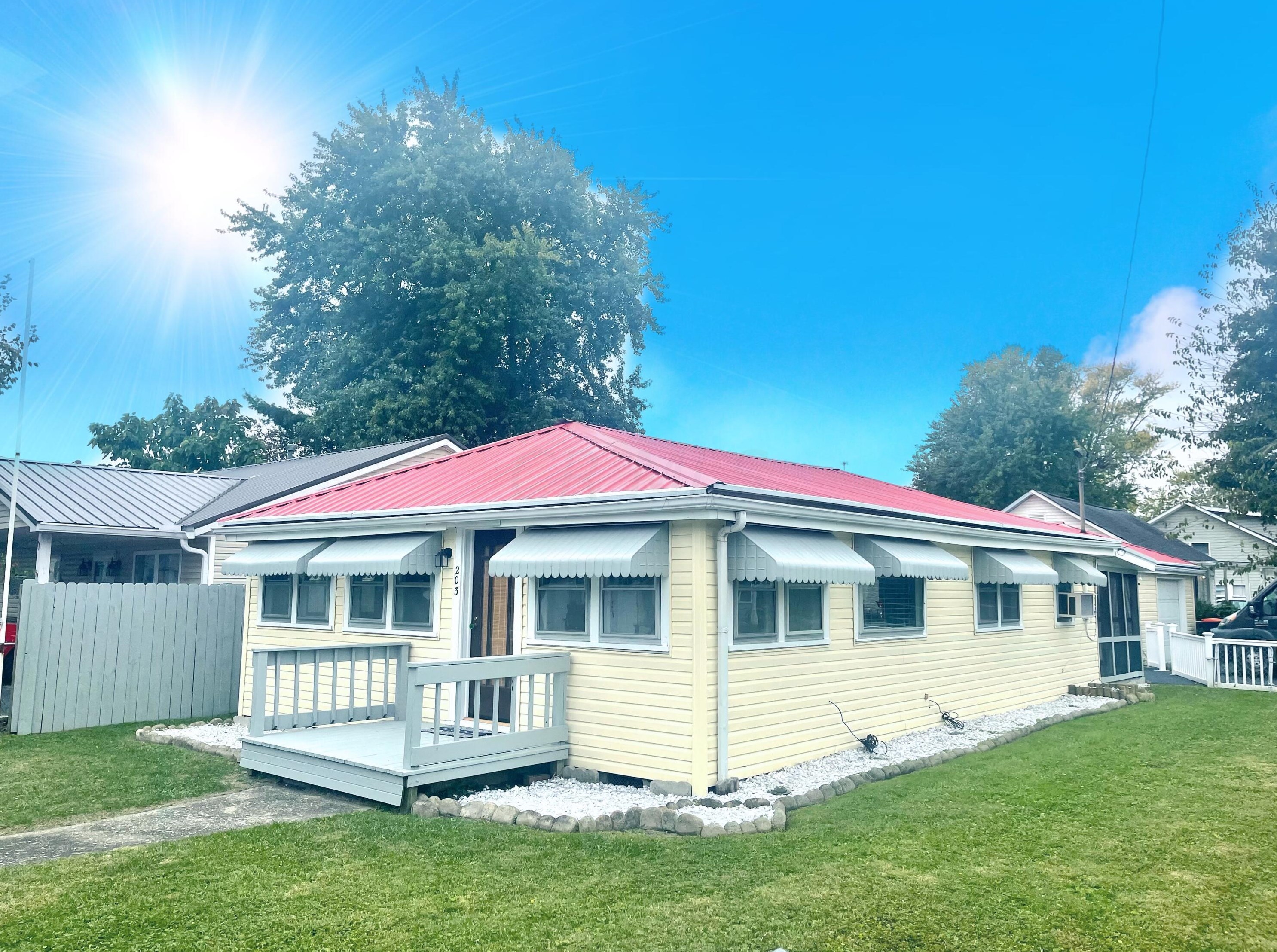 203 Renner St, Buckeye Lake, OH 43008-7729