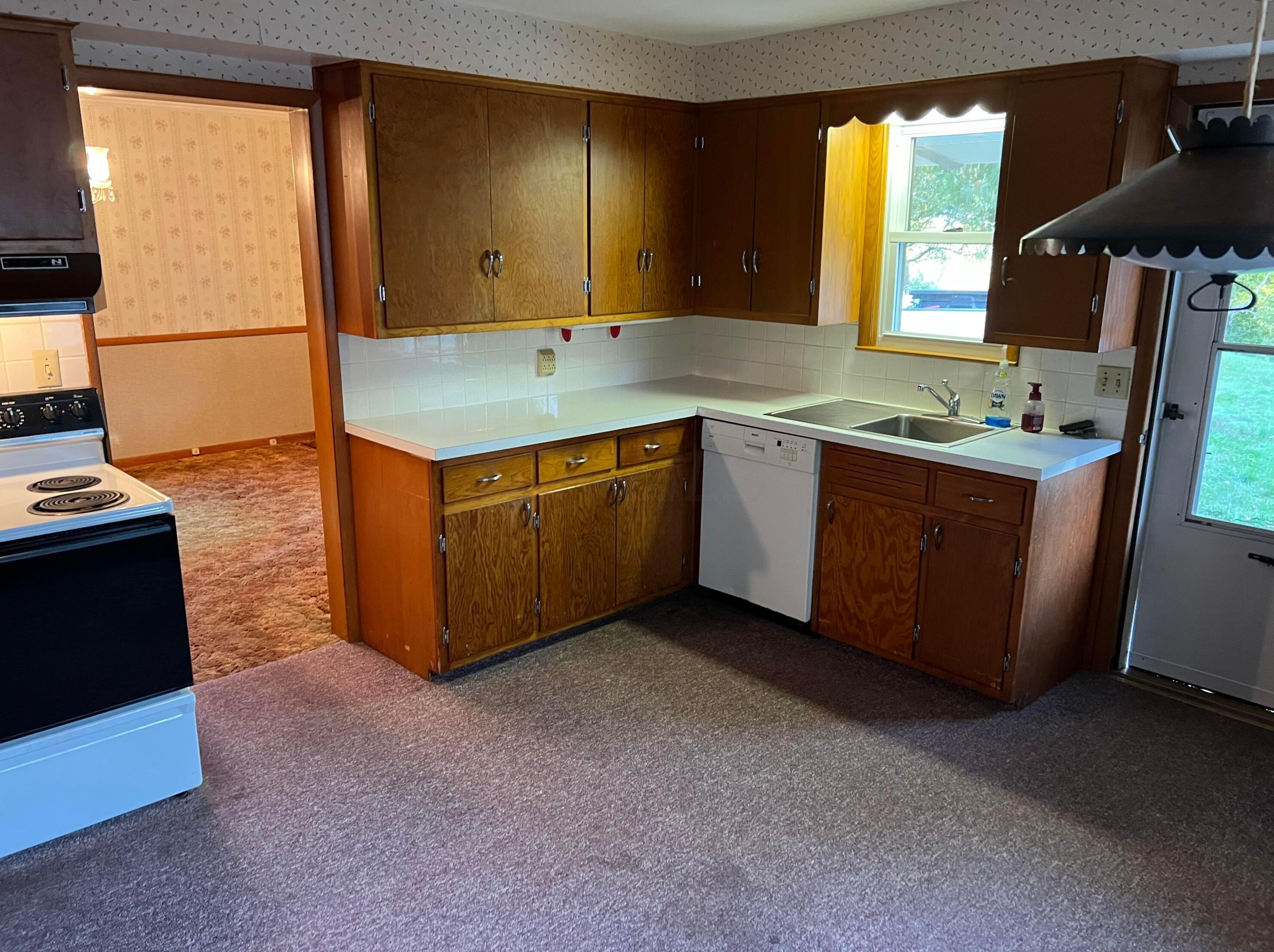 3945 Crawfis Rd, Lancaster OH 43130-9031 exterior