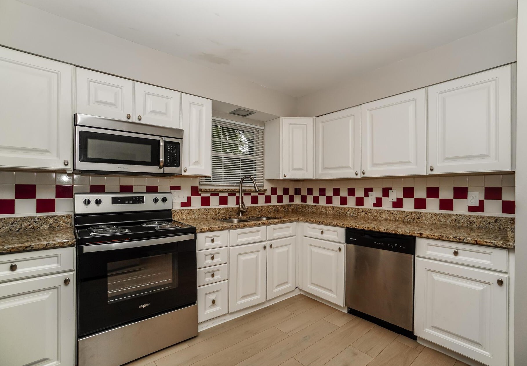 6468 Johnanne St, Columbus OH  43229-2022 exterior