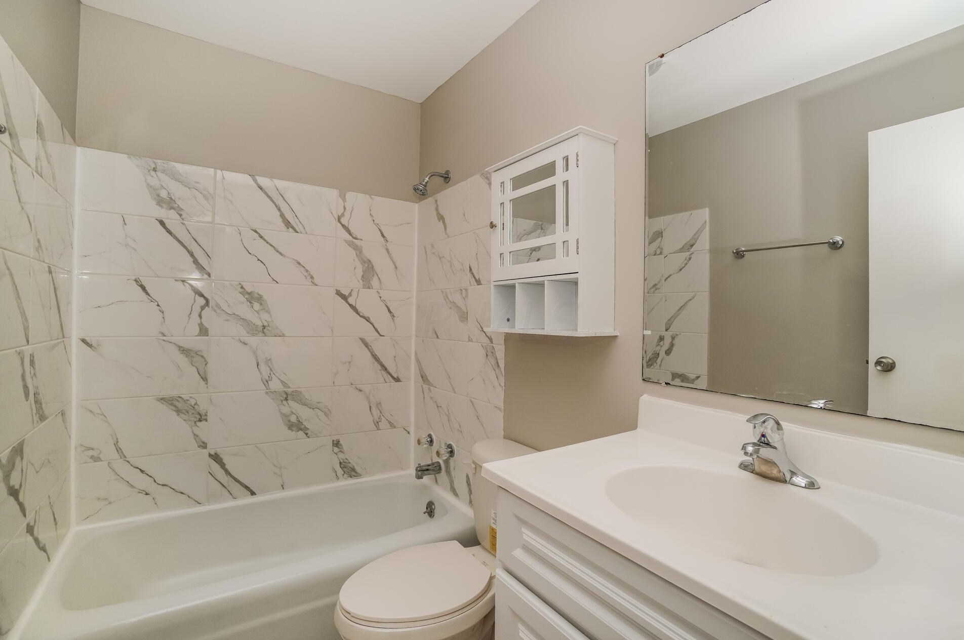 6468 Johnanne St, Columbus OH  43229-2022 exterior