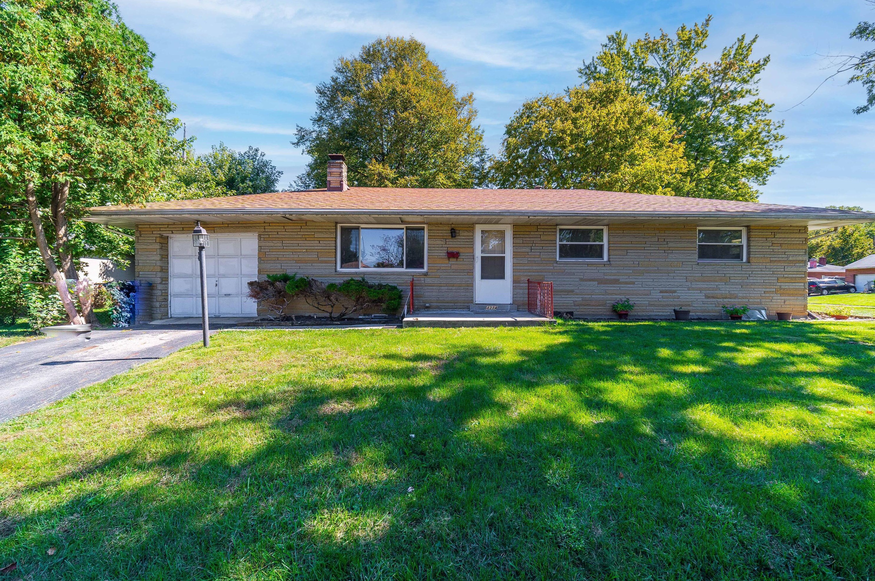 4314 Danforth Rd, Columbus, OH 43224-2023